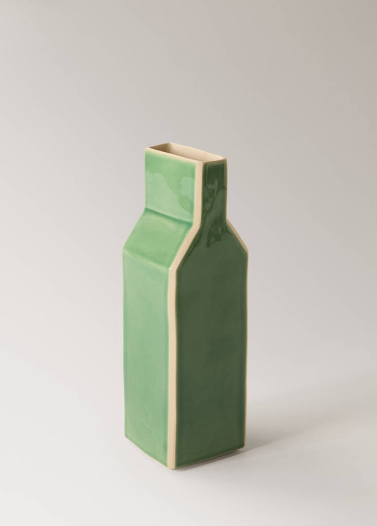 Medium contrast colour stoneware vase — Green