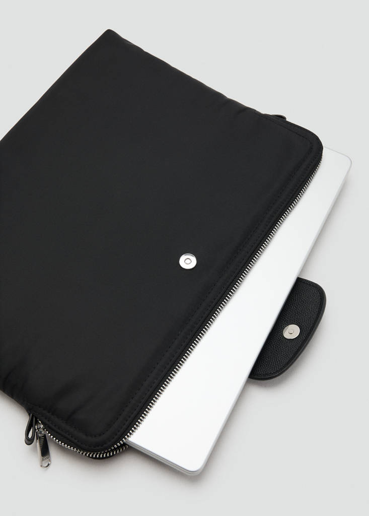 Nylon laptop case — Black