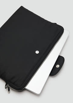 Nylon laptop case — Black 3