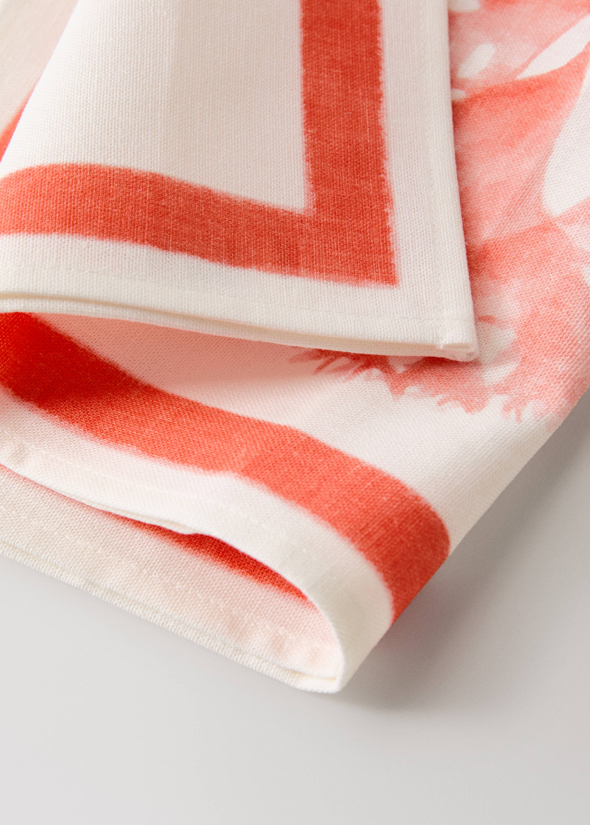Coral cotton-linen napkins - Details of the article 2