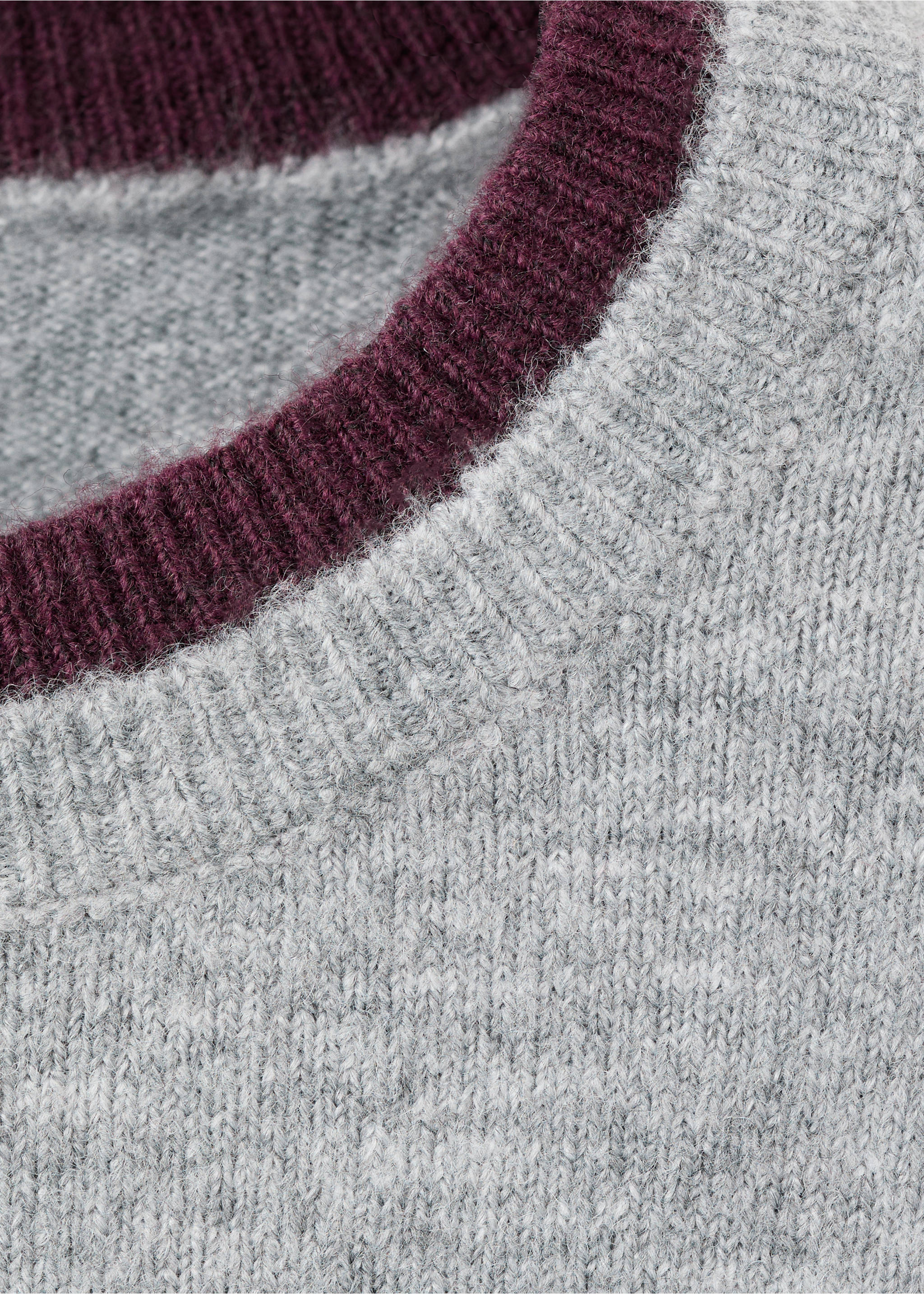 Bicolour knit sweater - Details of the article 8, Purple. Ref: 27061512-00.