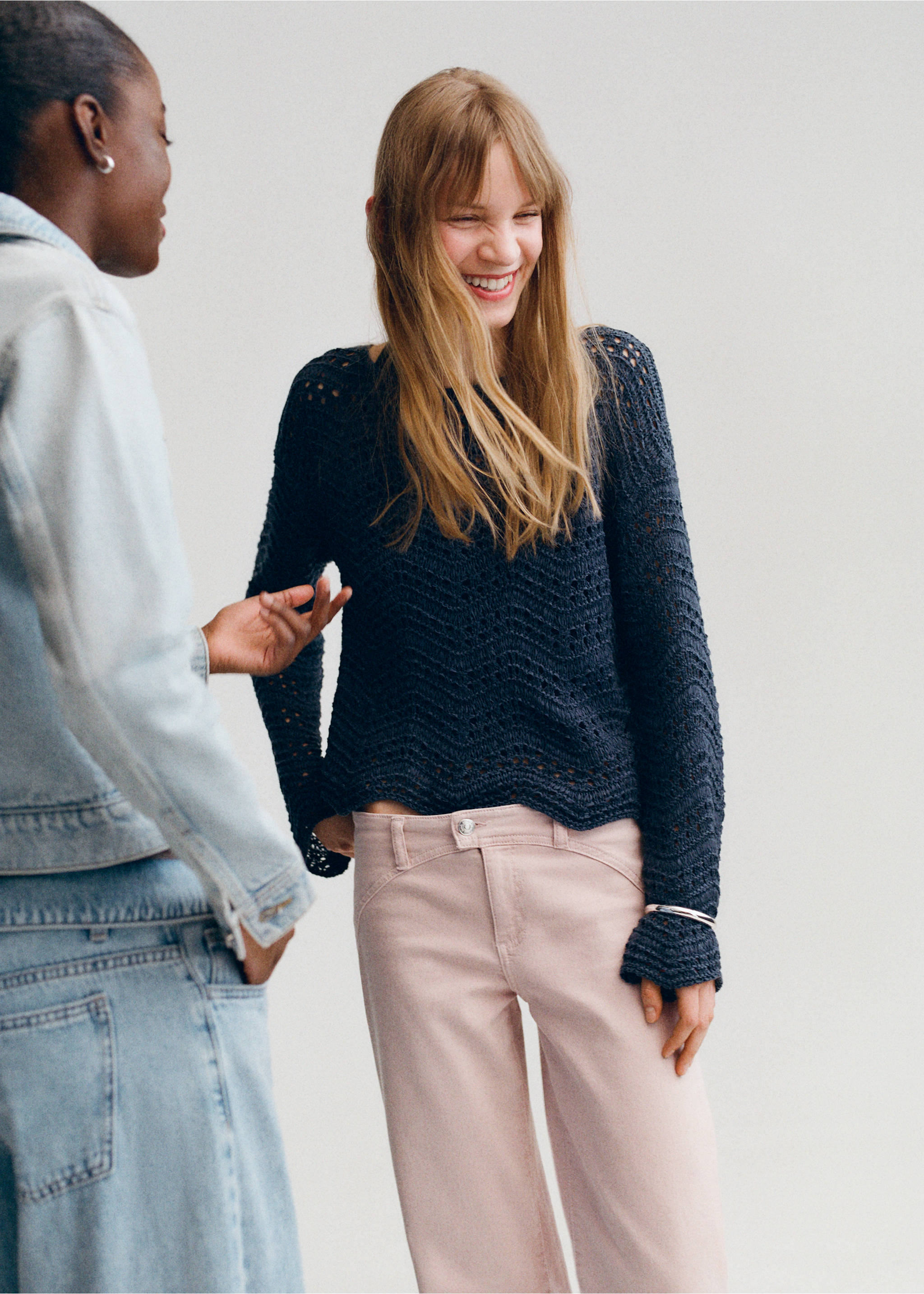 Straight low waist jeans - Details of the article 7, Pink. Ref: 27061513-00.