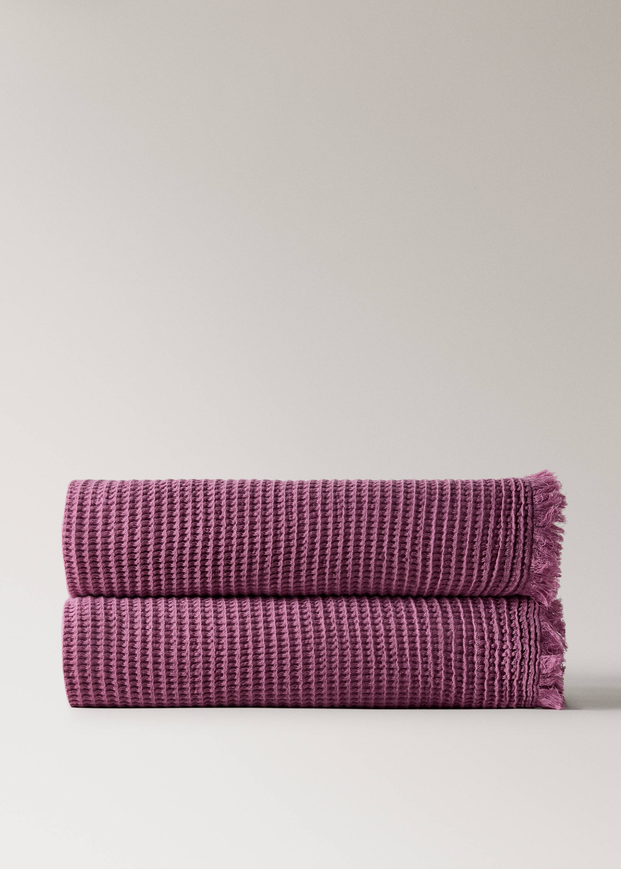 Cotton waffle blanket with fringed finish - Article without model
