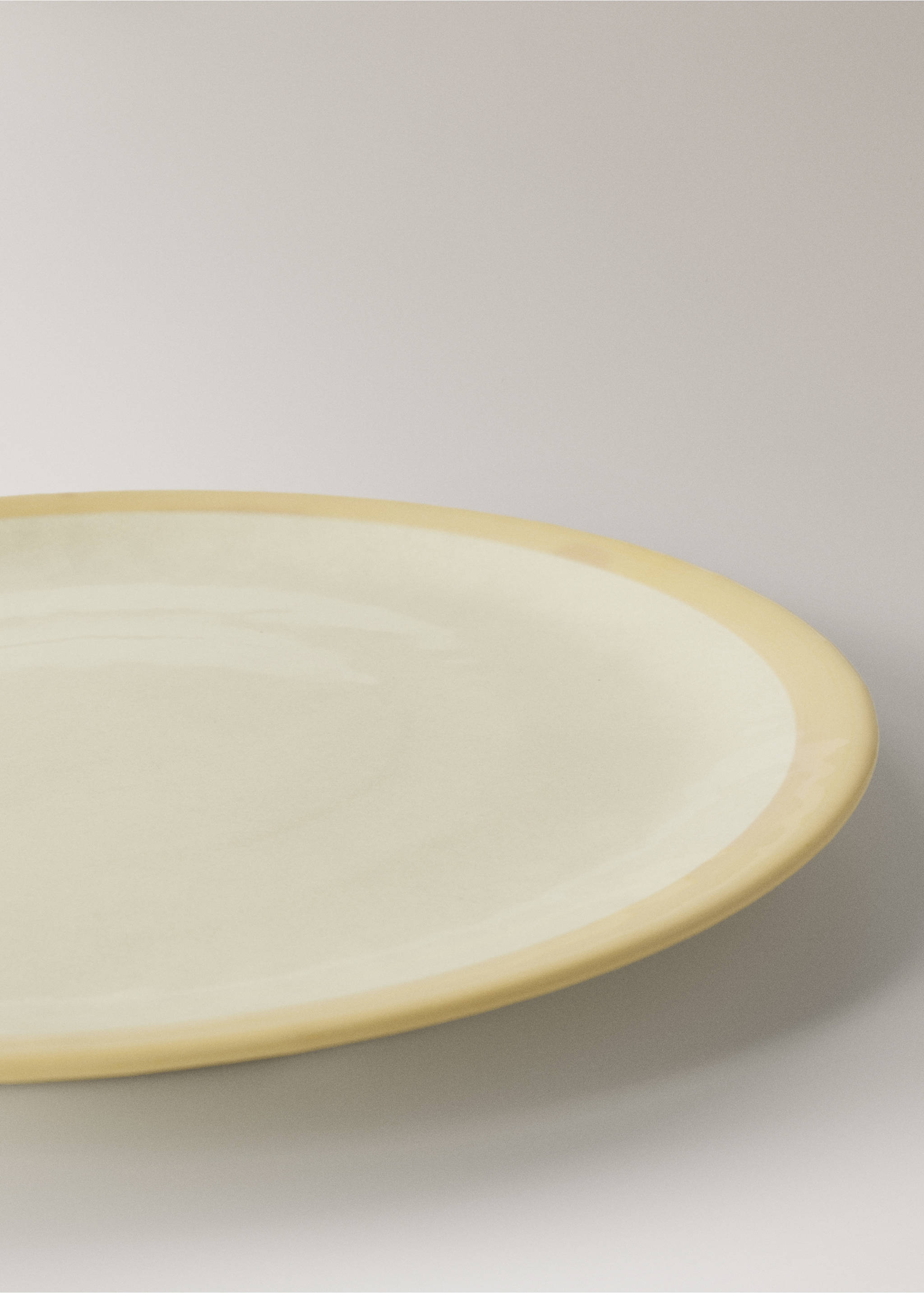 Contrast stoneware dessert plate - Details of the article 2, Ochre. Ref: 27061523-00.