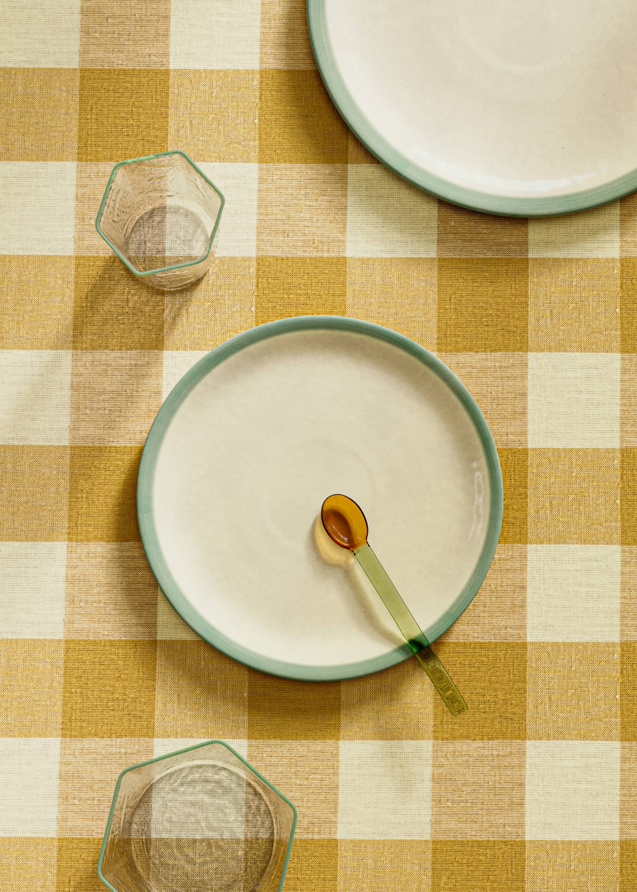 Contrast stoneware dessert plate - General plane