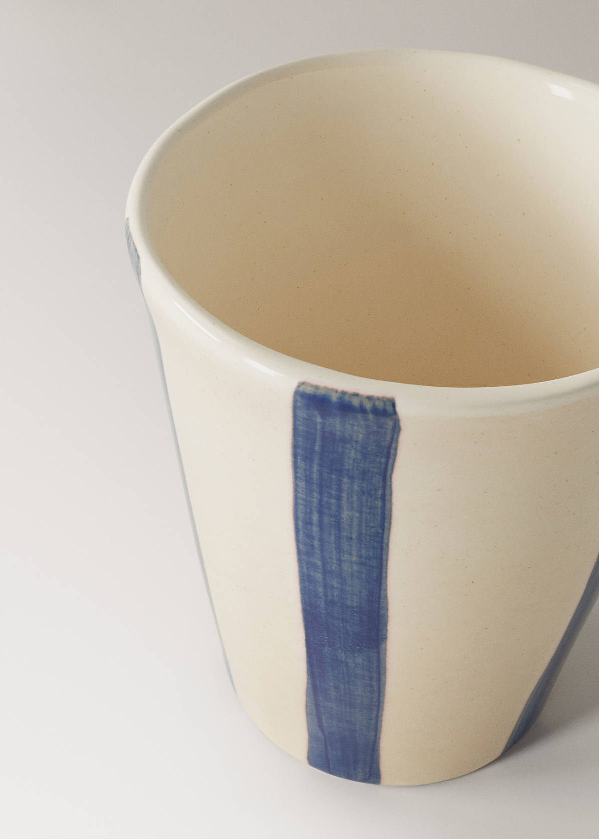Striped stoneware coffee cup — Ink Blue