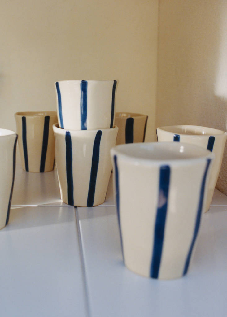 Striped stoneware coffee cup — Ink Blue