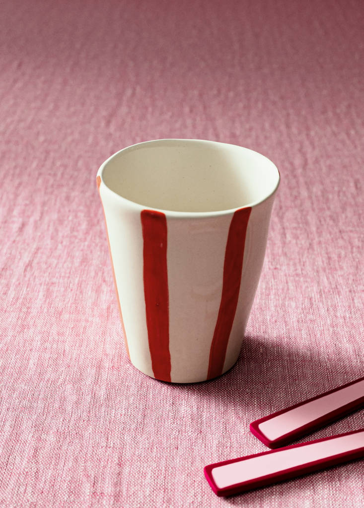 Striped stoneware coffee cup — Red