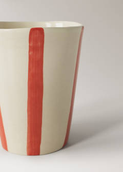 Striped stoneware coffee cup — Red 3