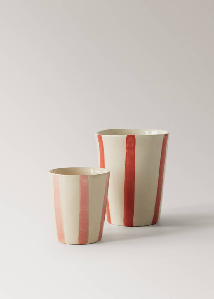 Striped stoneware coffee cup — Red
