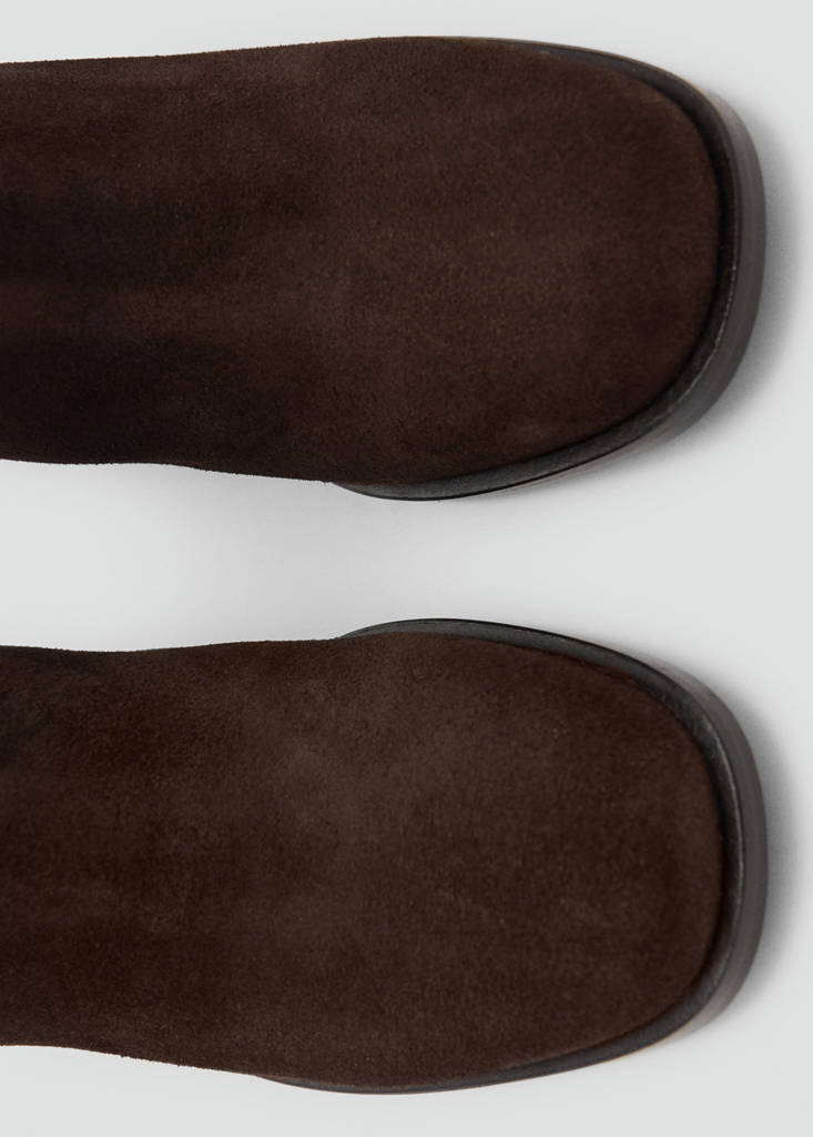 Heel suede boots — Chocolate
