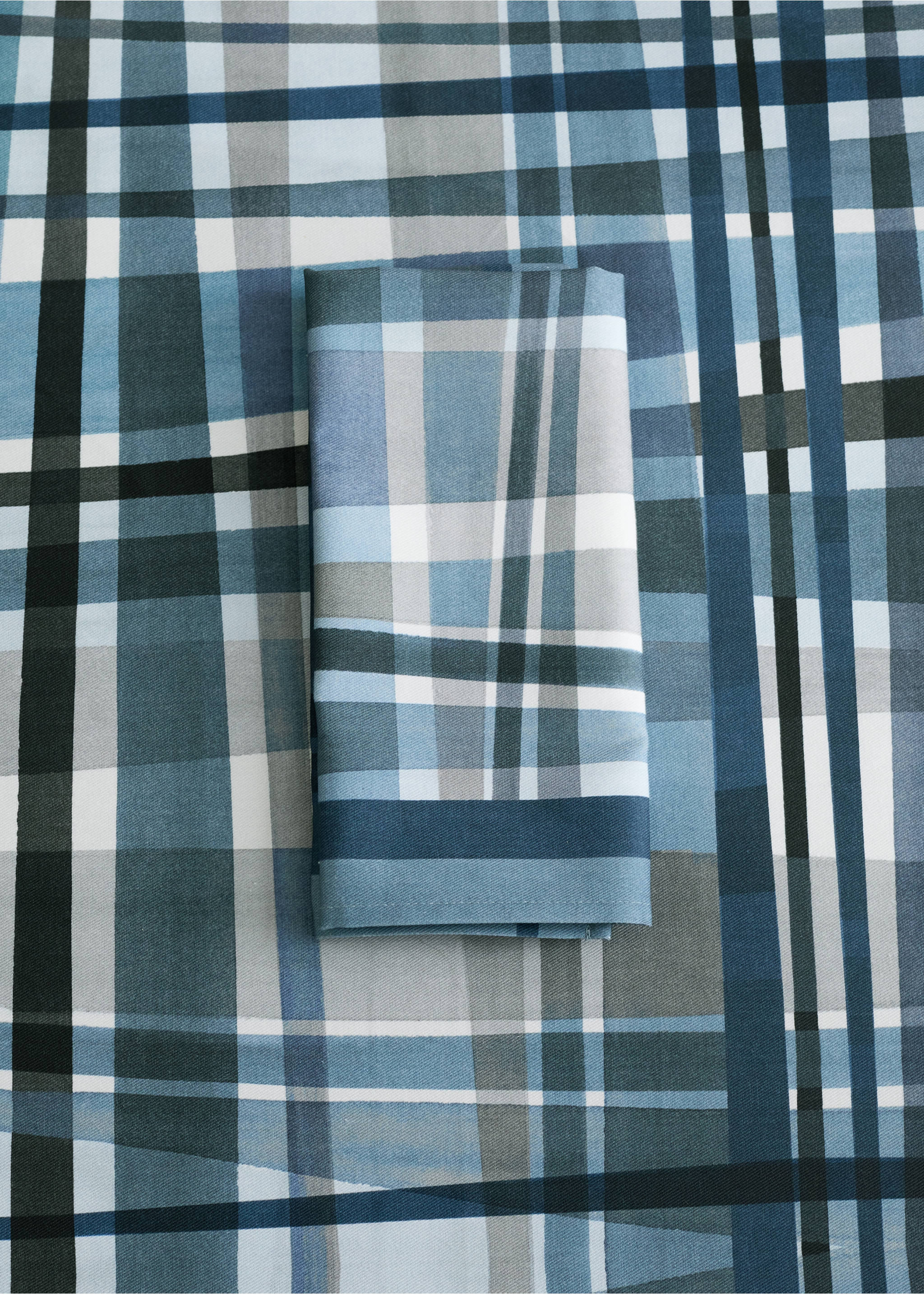 Cotton napkins with irregular check pattern - General plane, Blue. Ref: 27062005-00.