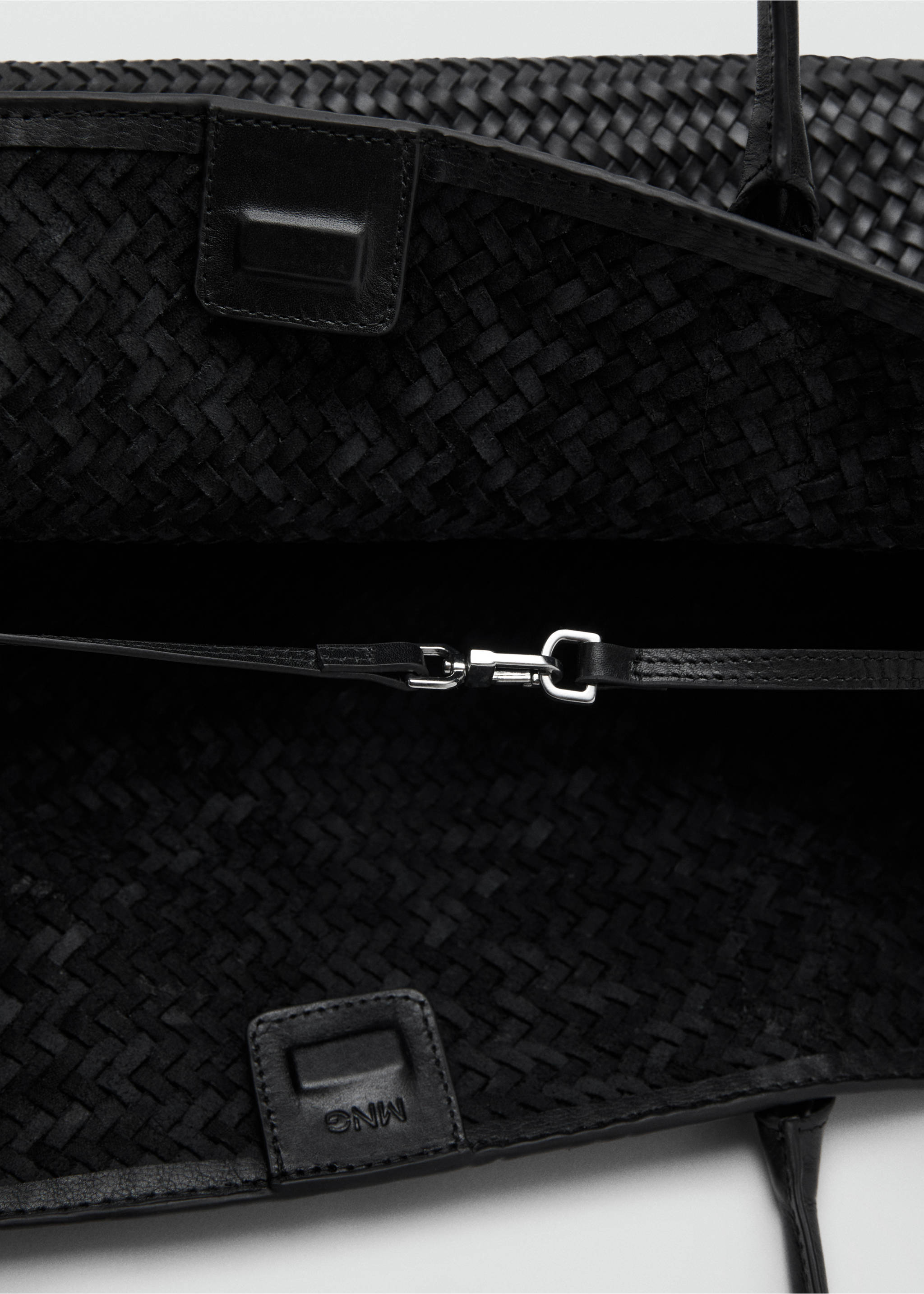 Stor skulderveske i flettet skinn - Artikkeldetalj 3, Svart. Ref: 27062537-00.