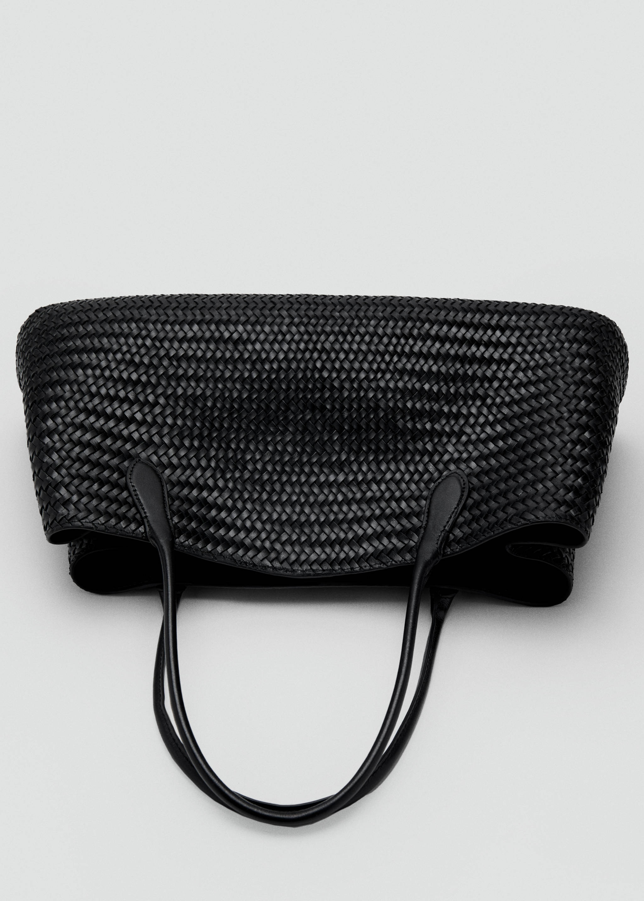 Large braided leather shoulder bag - Details of the article 4