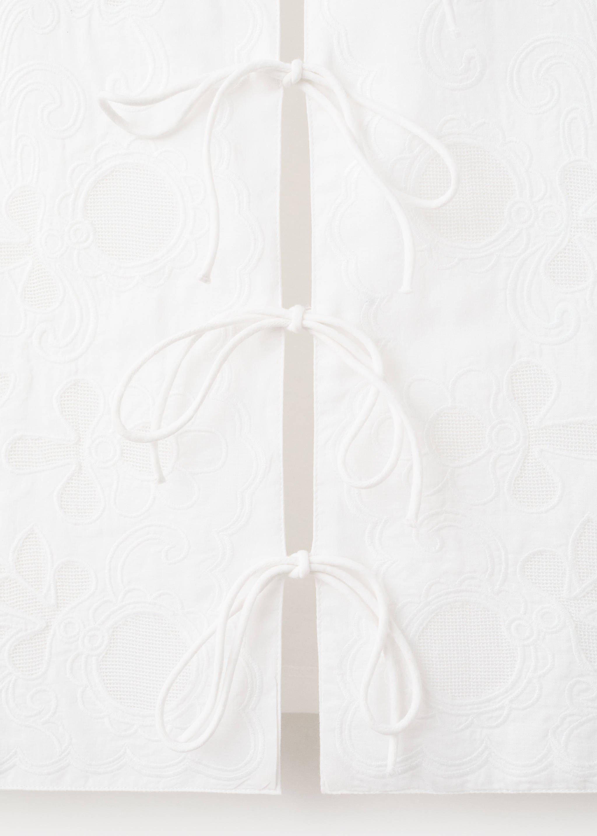 蝴蝶结刺绣马甲 - null