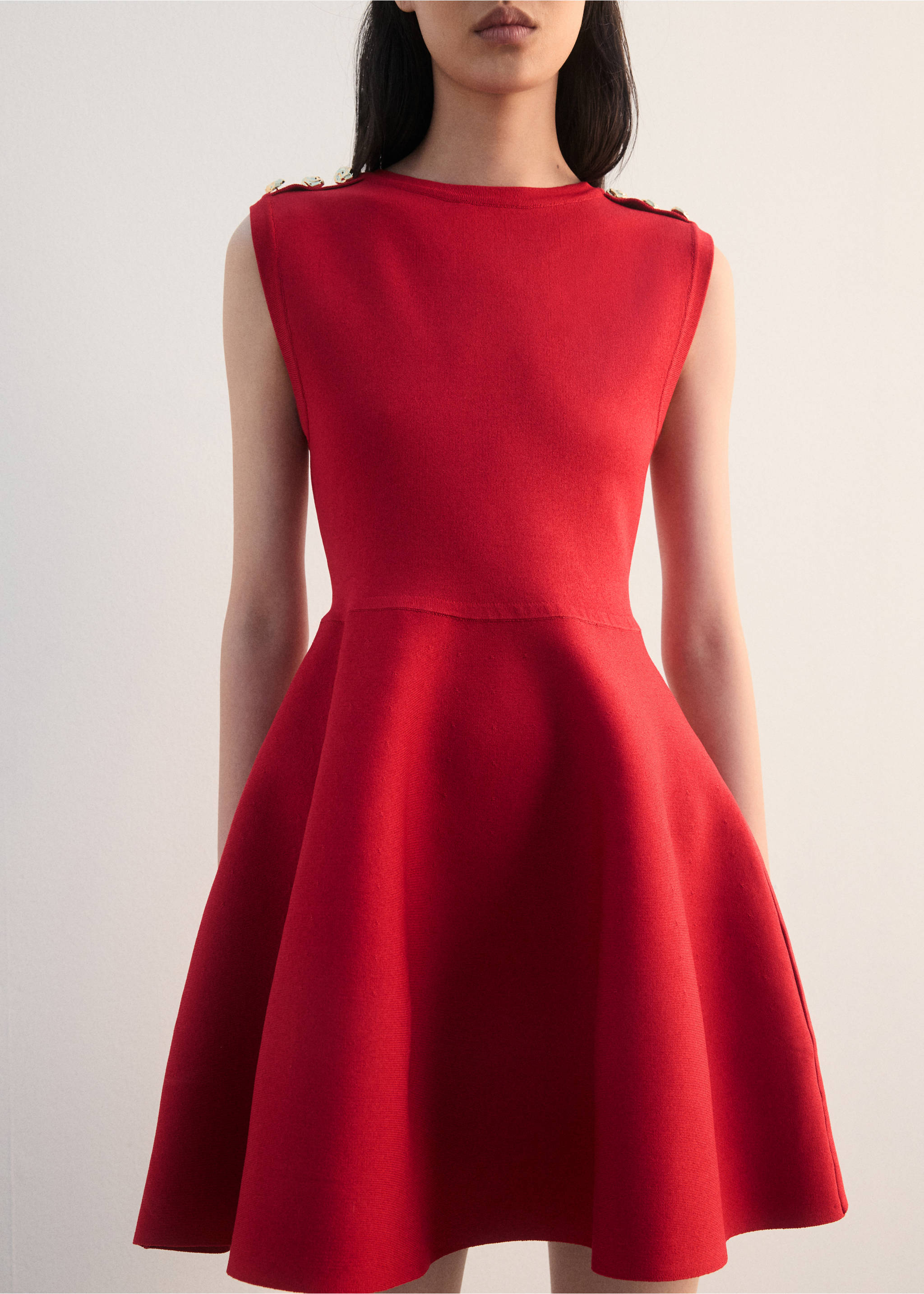 Peplum knit dress with buttons - Details of the article 6, Red. Ref: 27062541-00.
