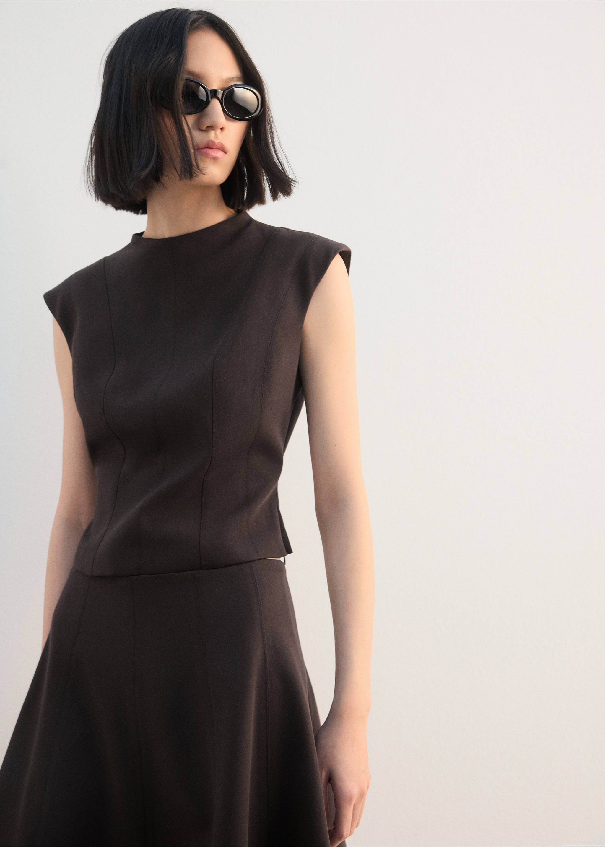 Falda evasé costuras - Detalle del artículo 1, Chocolate. Ref: 27062543-00.