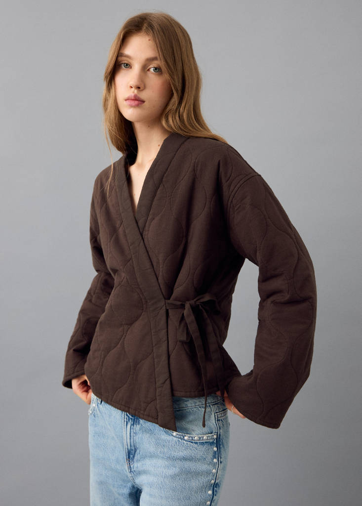 Quilted kimono with tie — Brown