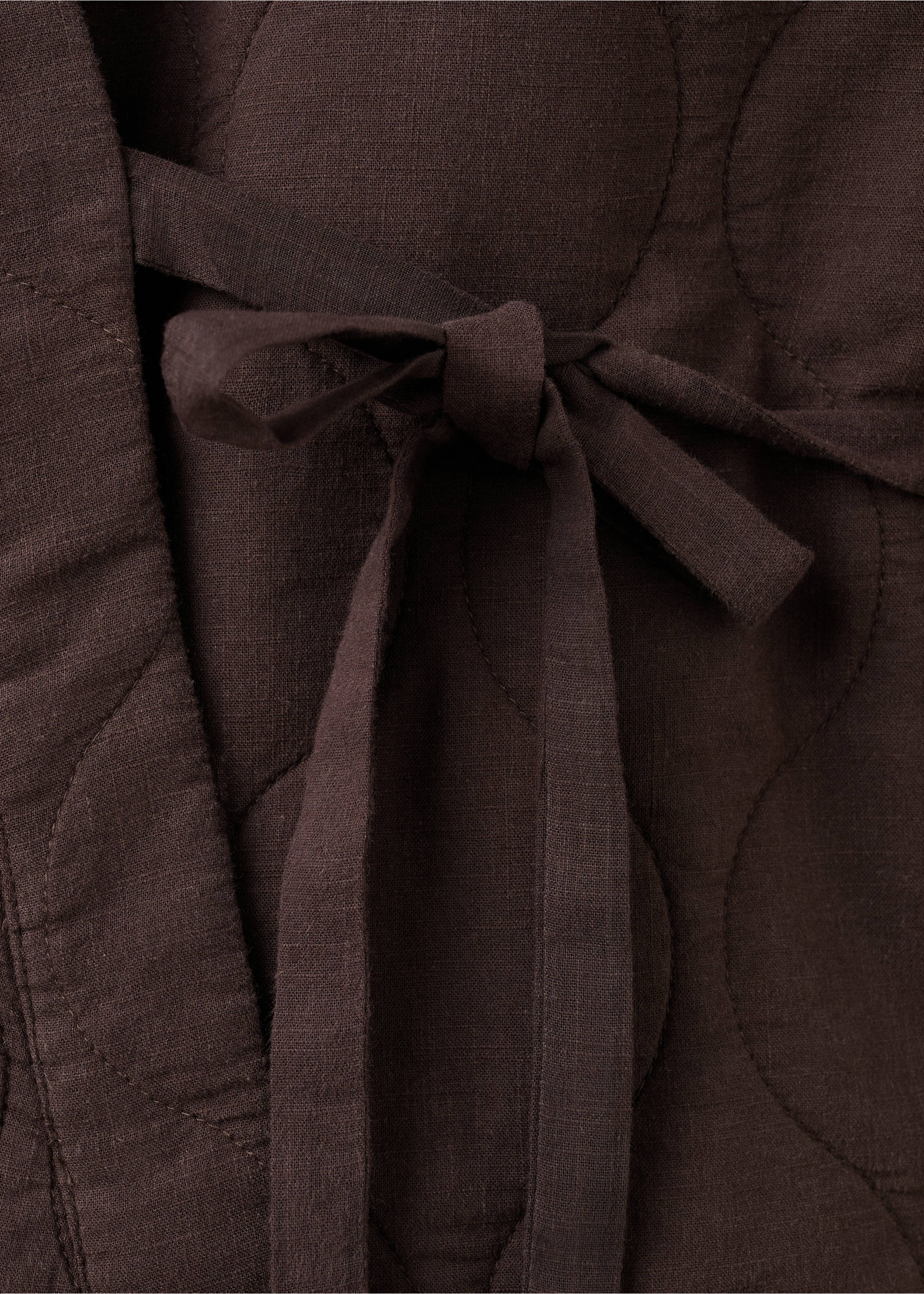 Капитонирано кимоно с панделка - Данни за артикула 8, Кафяво. Ref: 27062545-00.