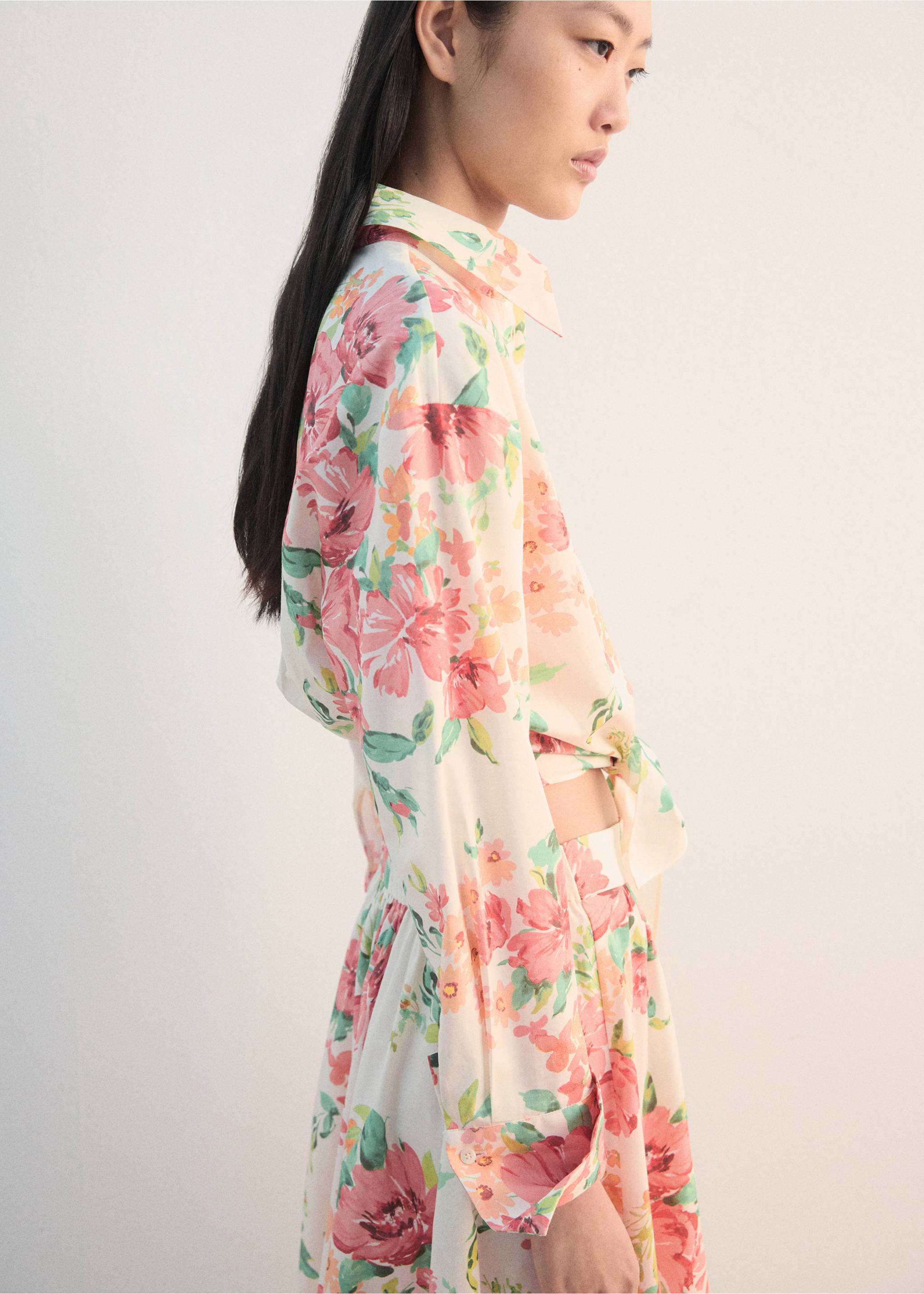 花朵绳结衬衫 - null, 灰白. Ref: 27062550-00.