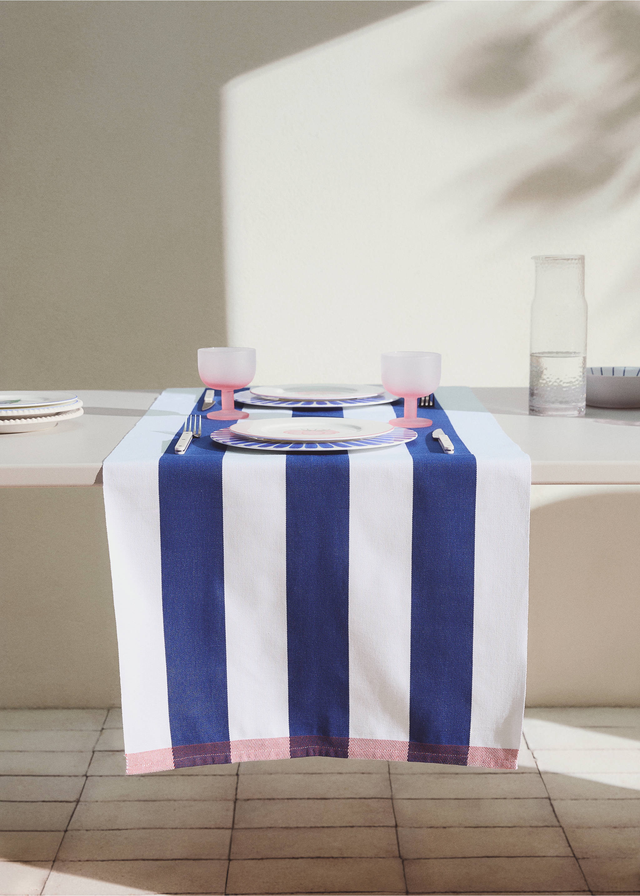 Běhoun na stůl s potiskem pruhů 100% bavlna - Celkový náhled, Modrá. Ref: 27062553-00.