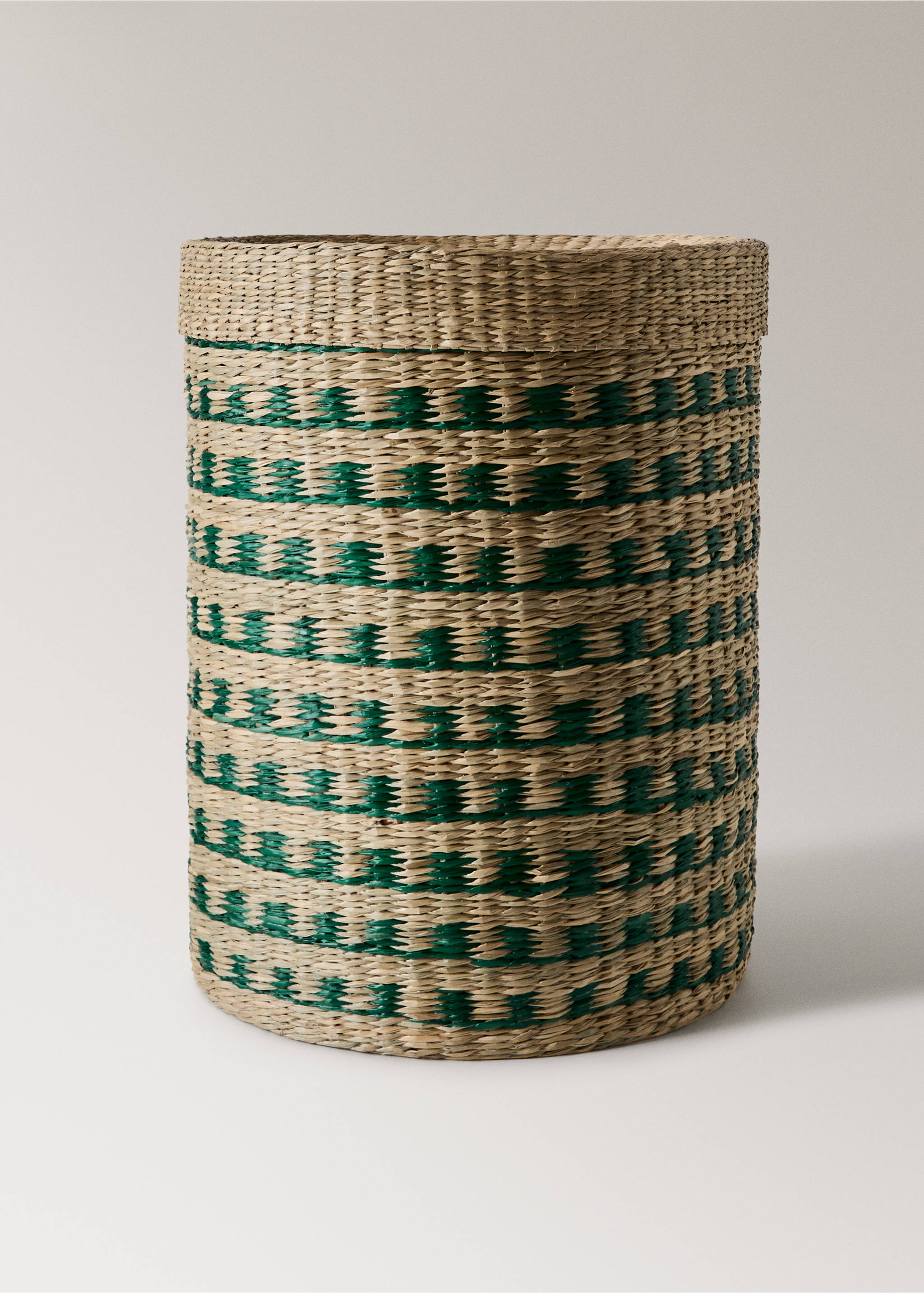 Long two-tone natural fibre basket - Article without model, Pastel Green. Ref: 27062895-00.
