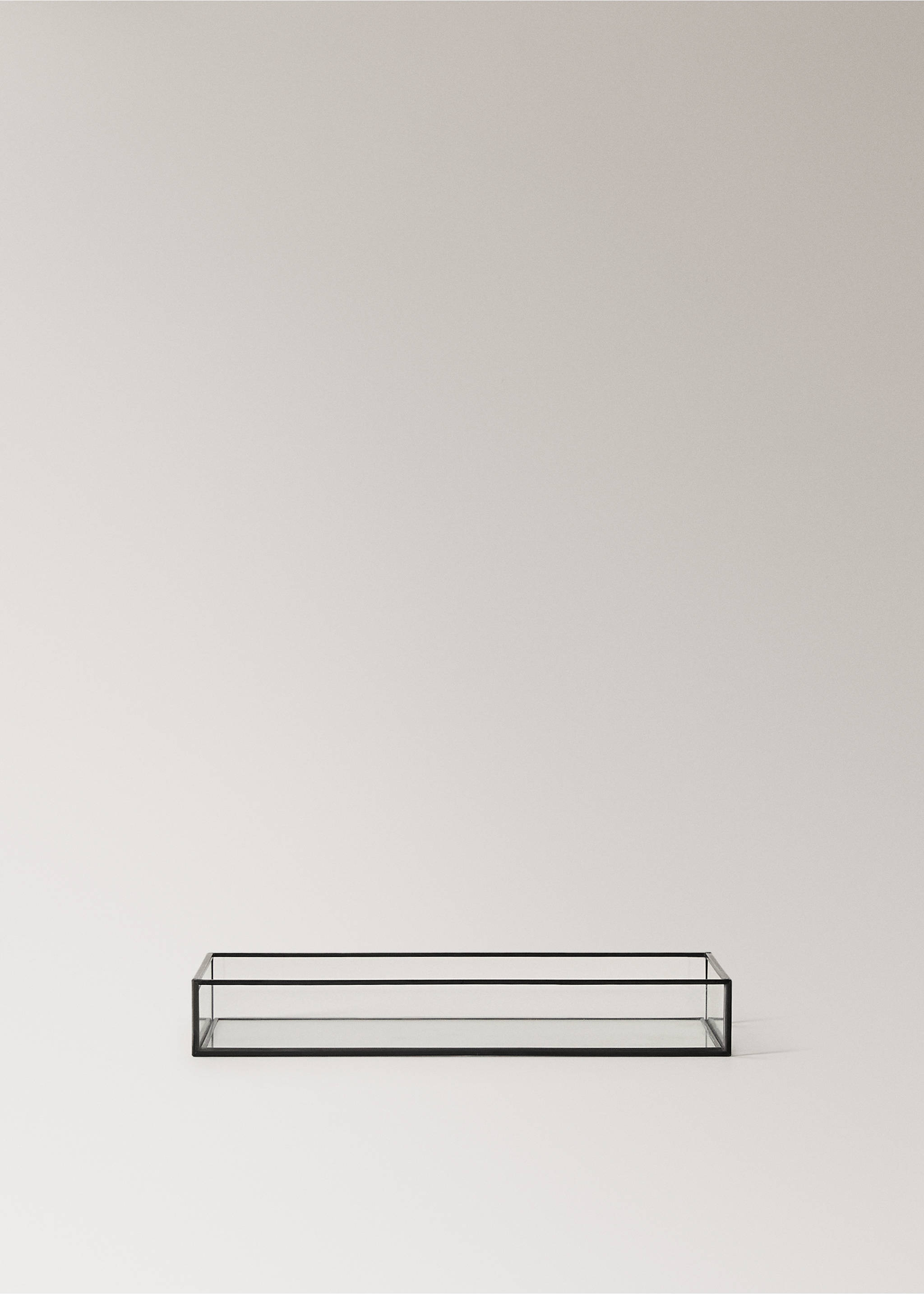 Medium decorative tray with metal profile - Article without model, Black. Ref: 27062902-00.