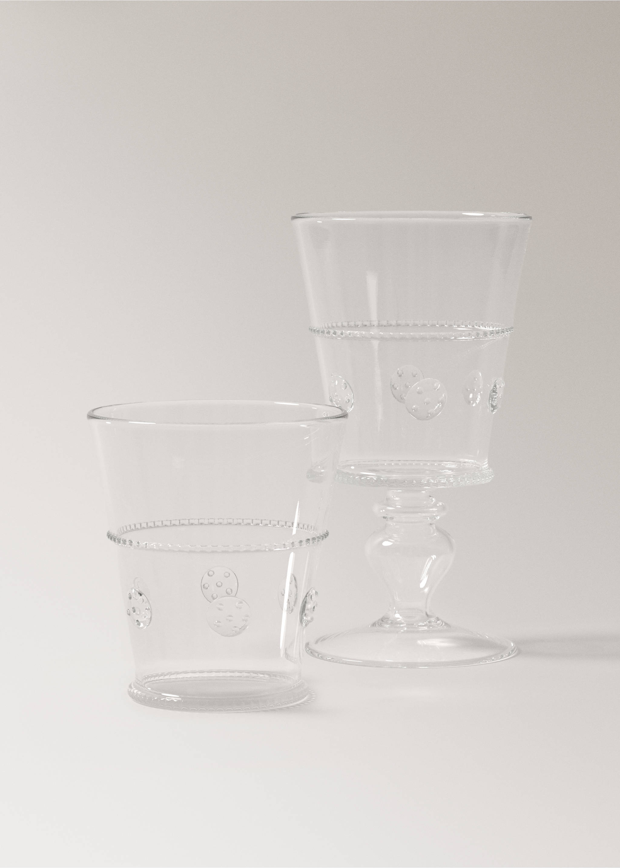 Transparent embossed borosilicate glass vase - Details of the article 3, Orange. Ref: 27062908-00.