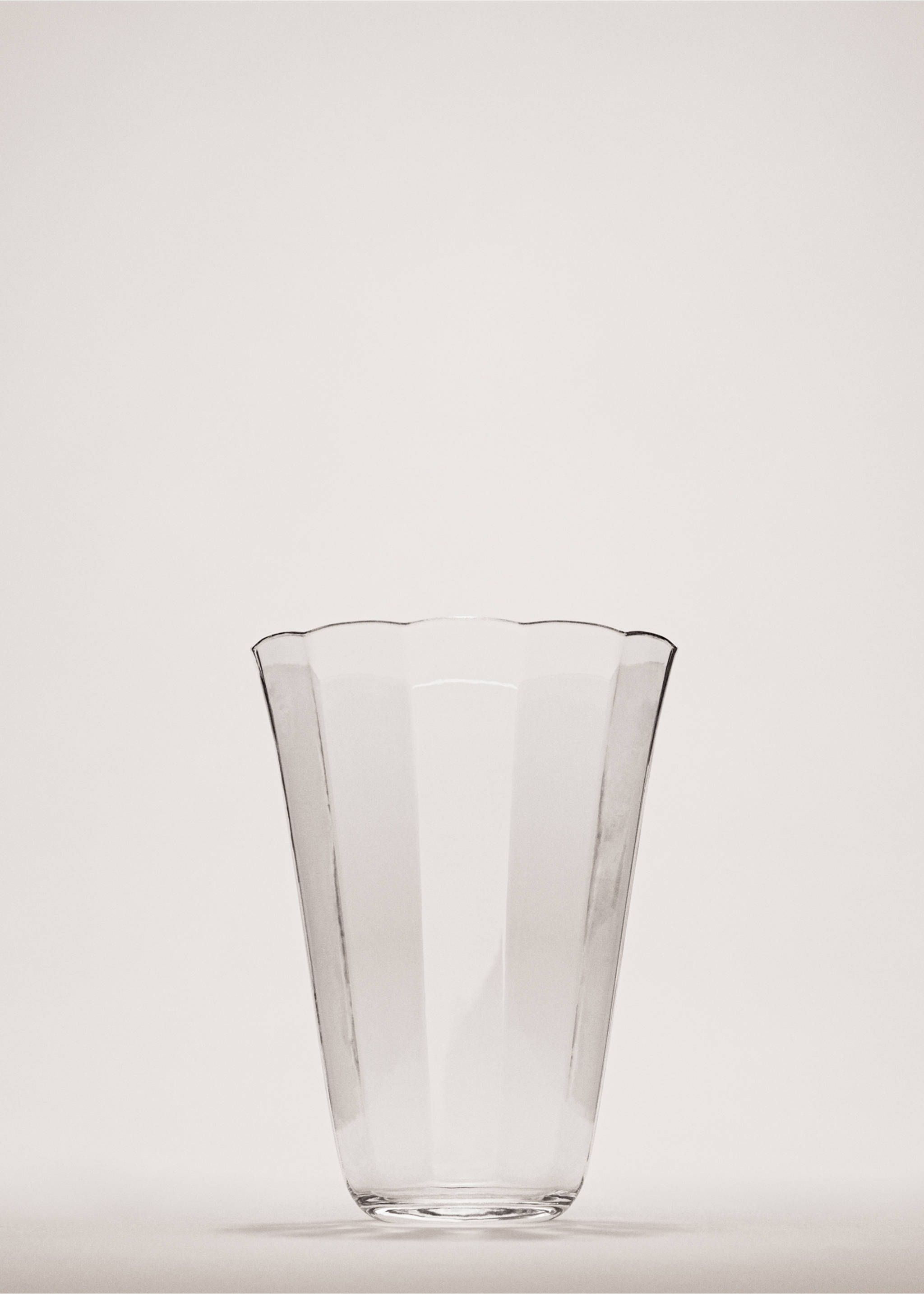 Borosilikatglas med vågmönster - Allmän bild, Isgrå. Ref: 27062911-00.