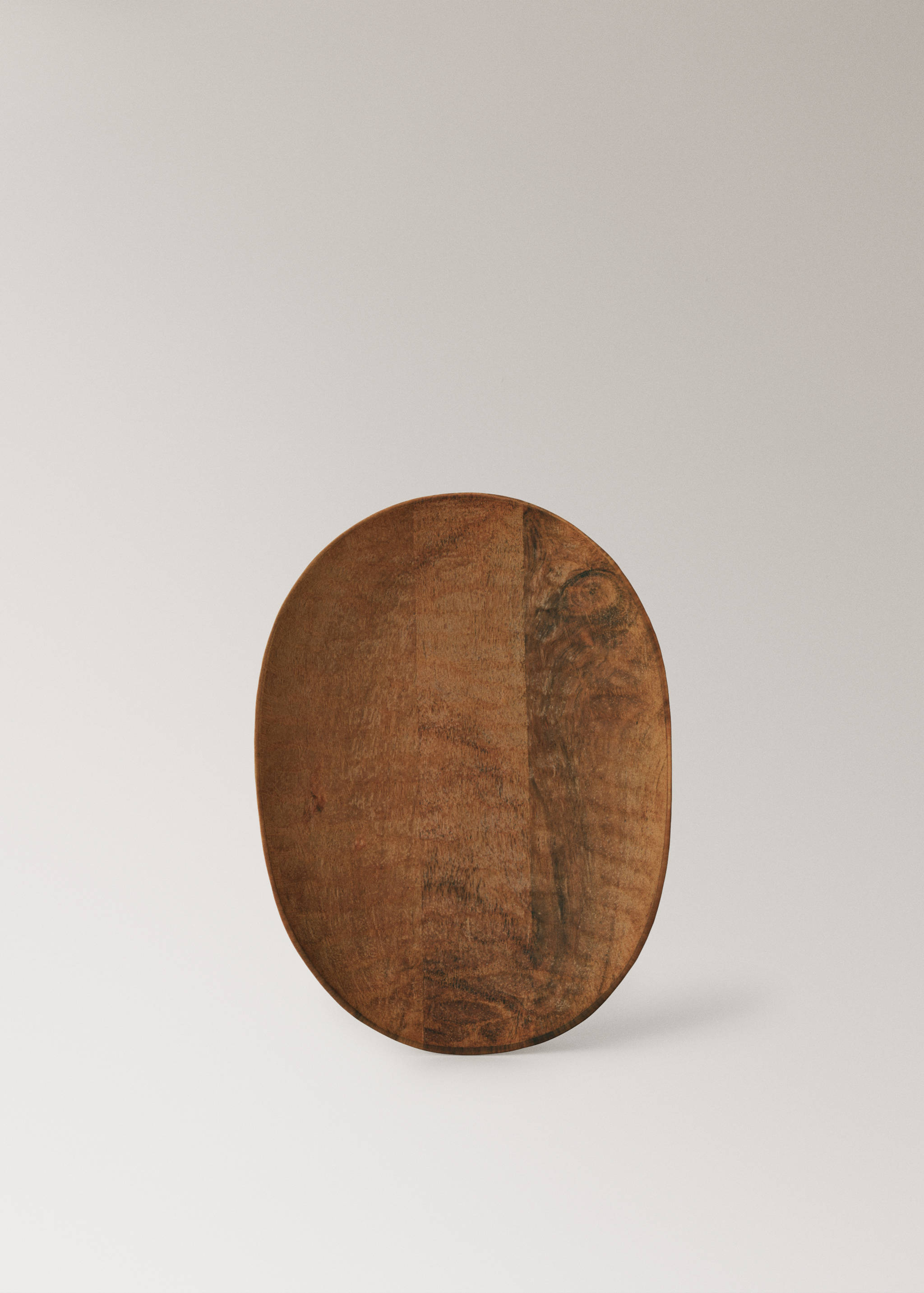 Mellomstort brett i asketre - Artikkel uten modell