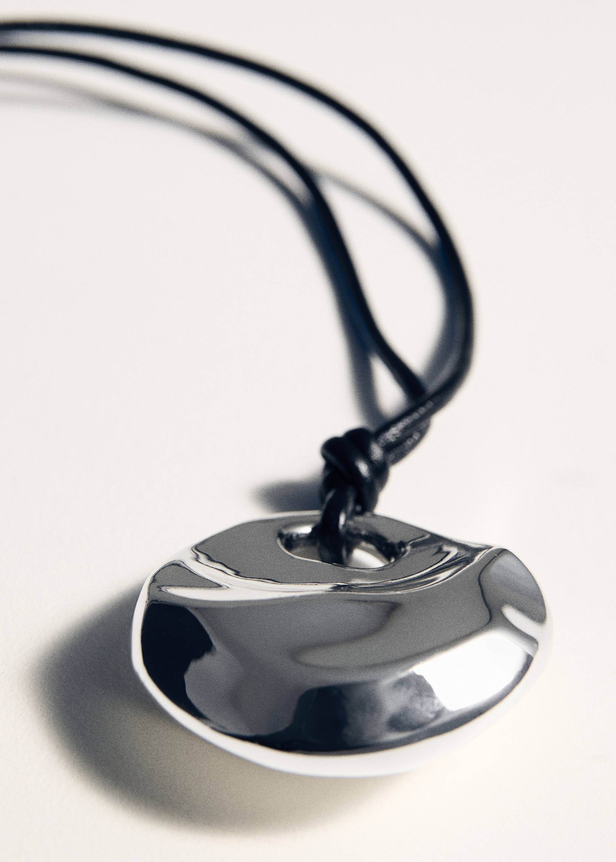 Metal pendant necklace - Details of the article 5