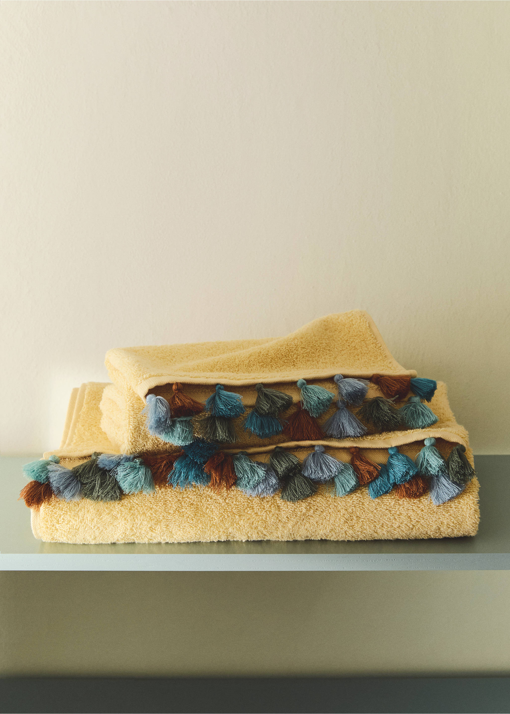 Cotton children's multi-coloured hand towel with pompoms - General plane, Lime. Ref: 27062930-00.