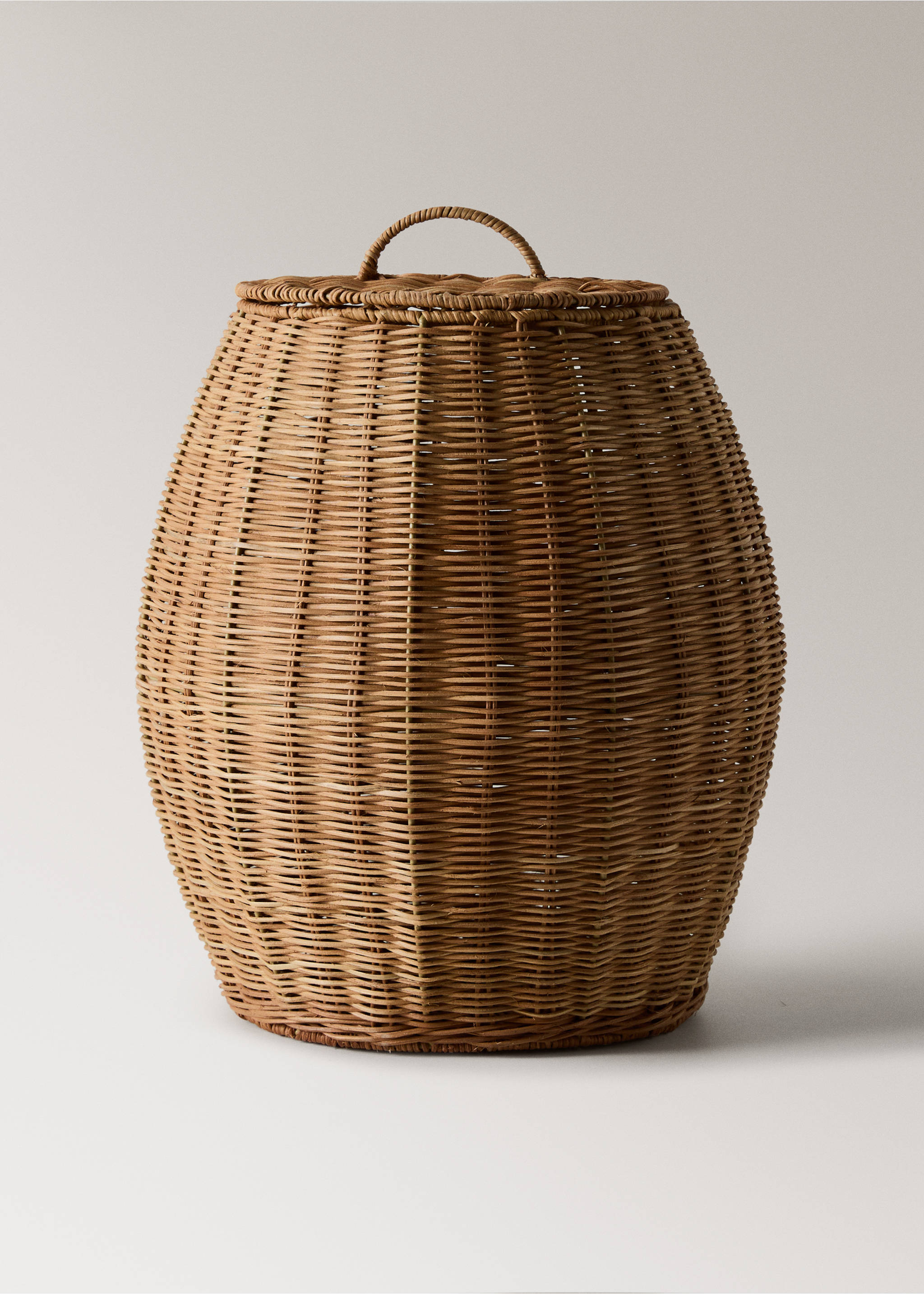 Oval rattan basket - Article without model, Brown. Ref: 27063273-00.