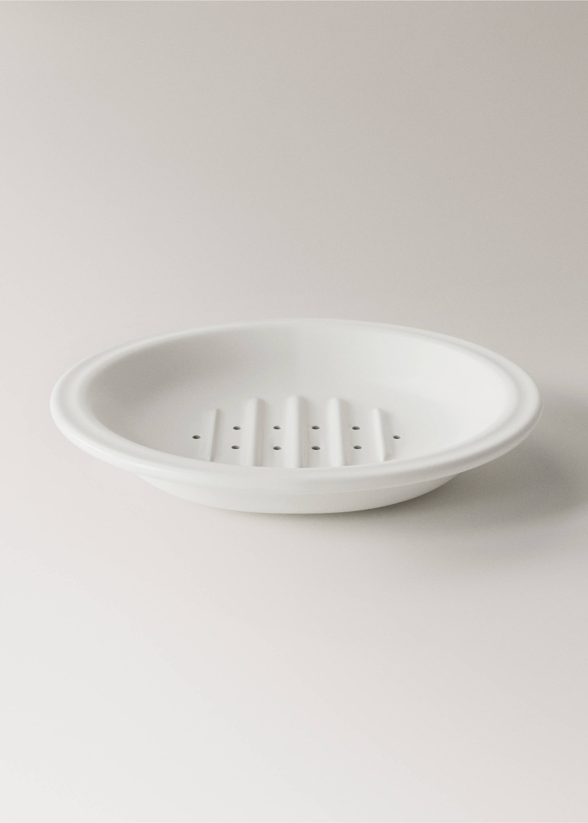 Earthenware soap dish - Details of the article 1, White. Ref: 27063274-00.