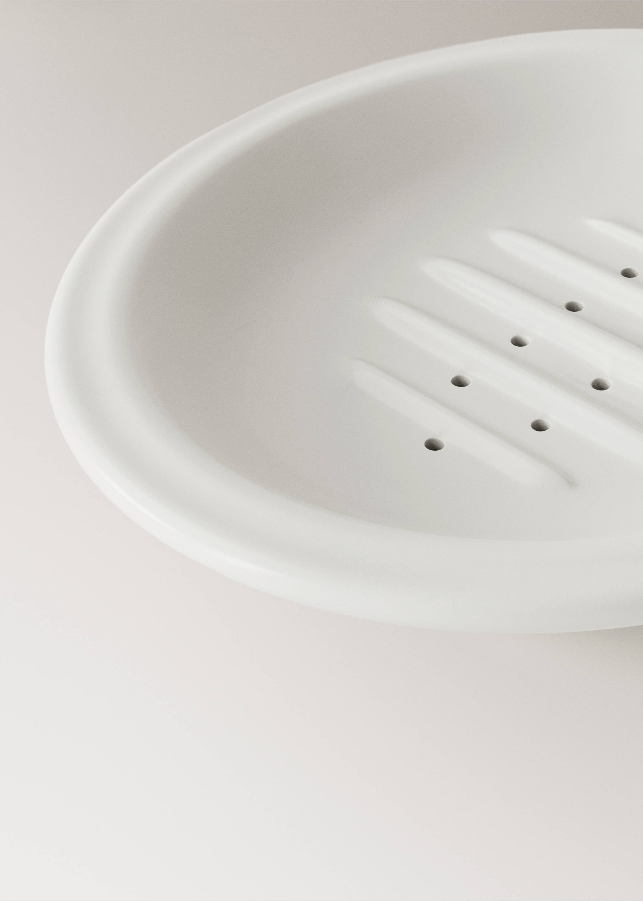 Earthenware soap dish - Details of the article 3, White. Ref: 27063274-00.
