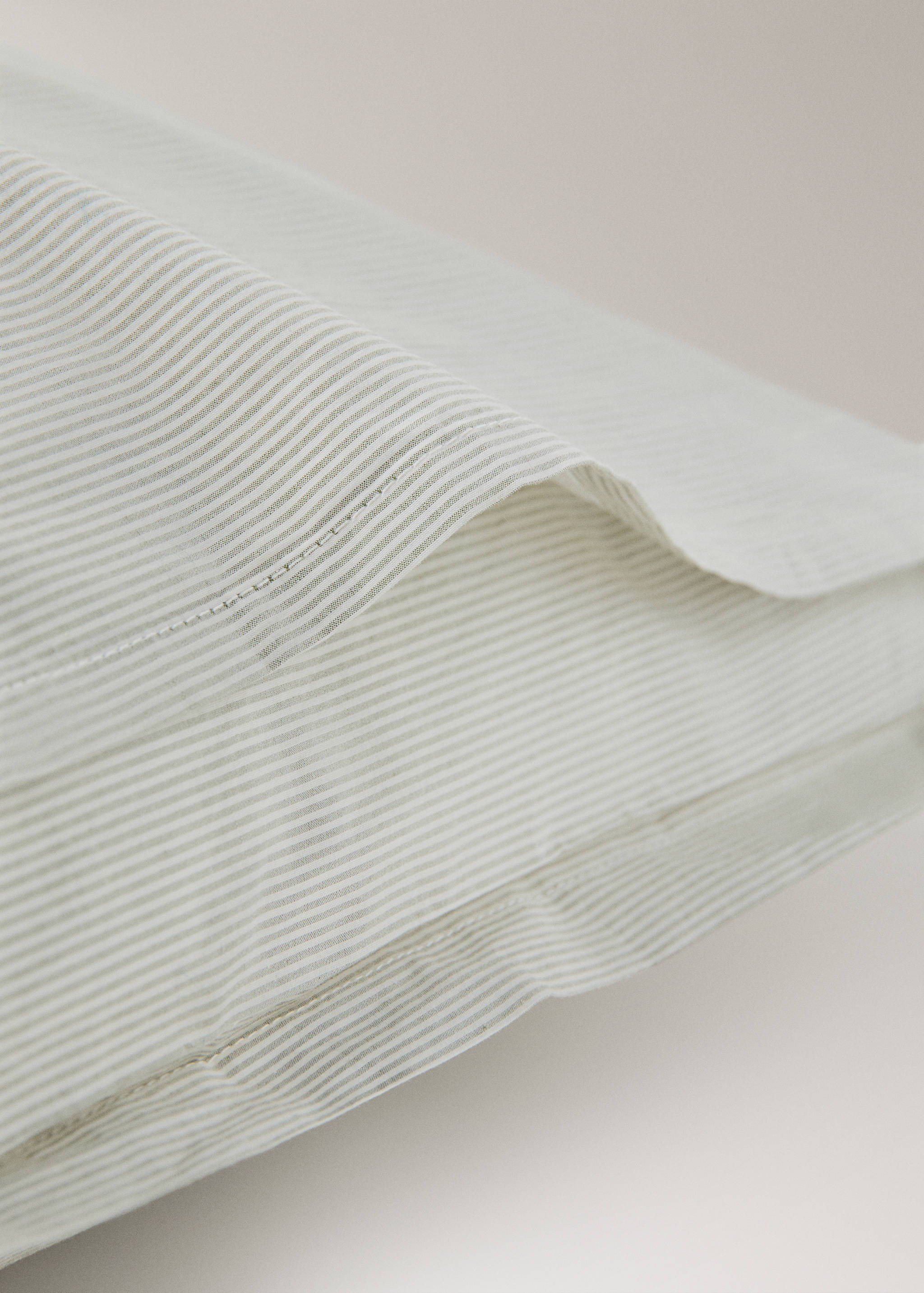 Дві наволочки з пофарбованої в пряжі бавовни, 60x60 см - Детальніше про товар 1