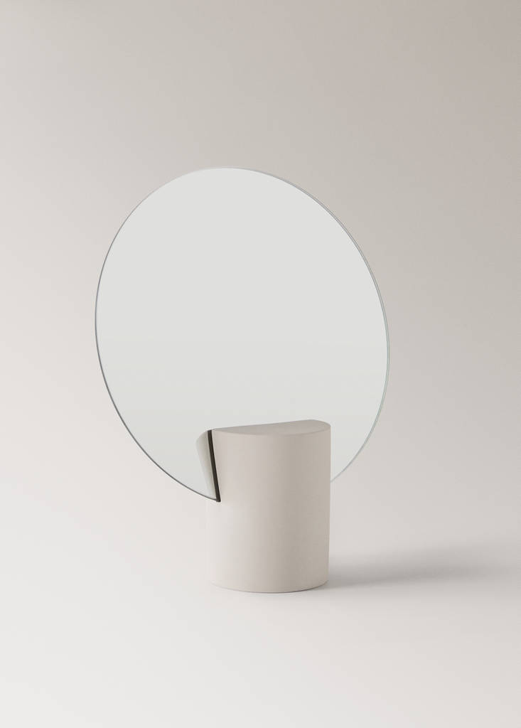 Resin vanity mirror — Ecru