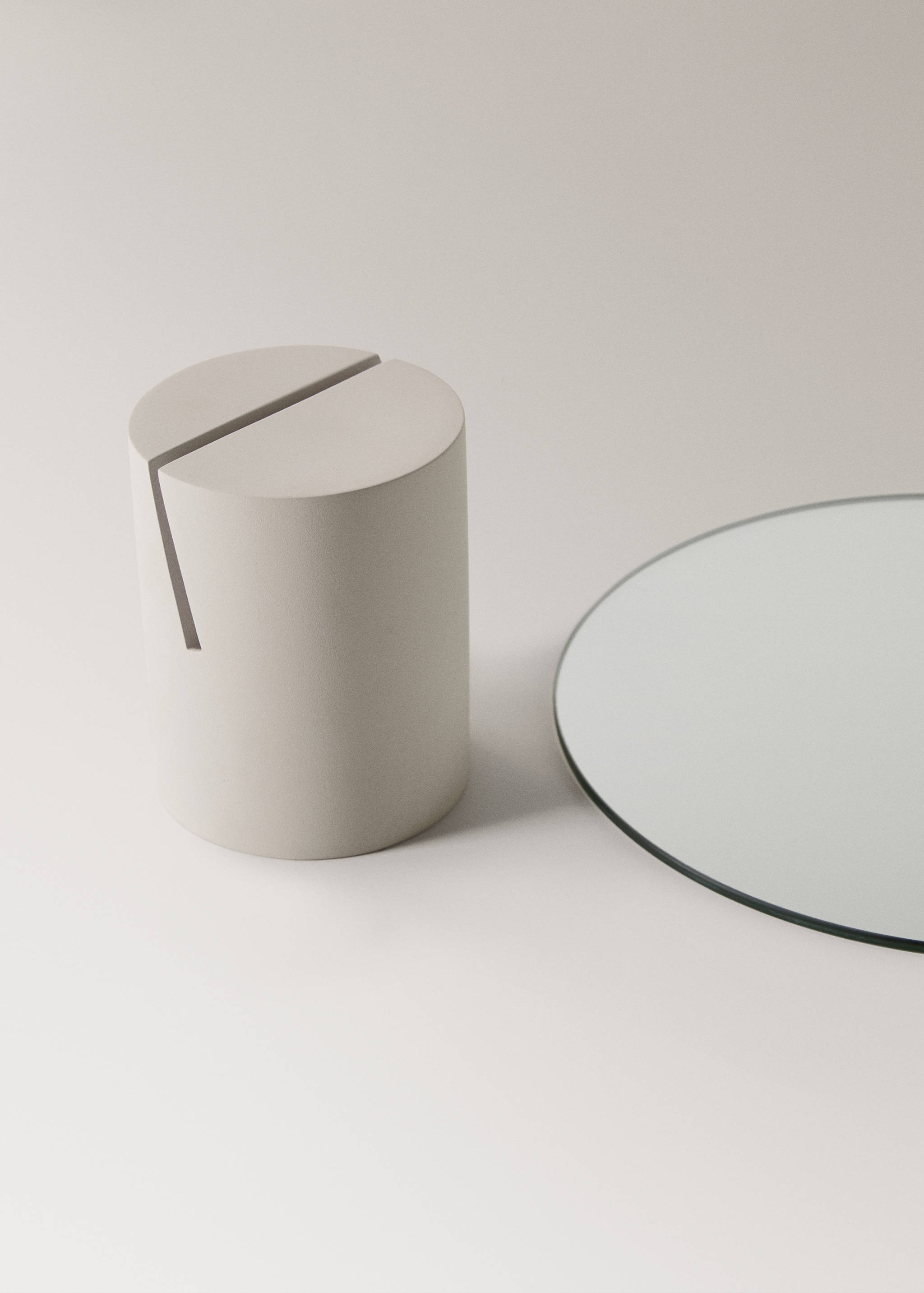 Sminkespeil i harpiks - Artikkeldetalj 2