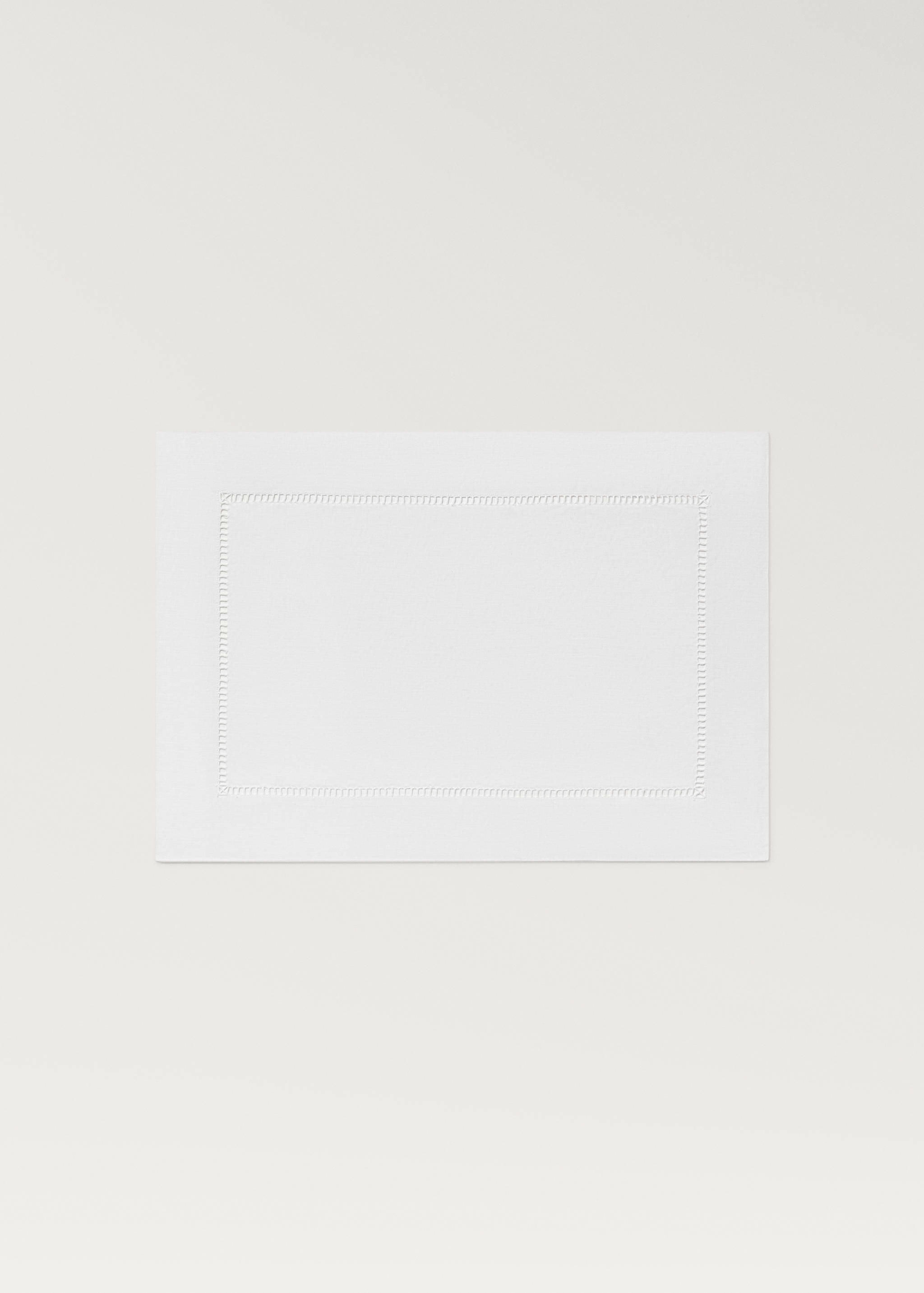 Embroidered hemstitched linen placemat - Article without model