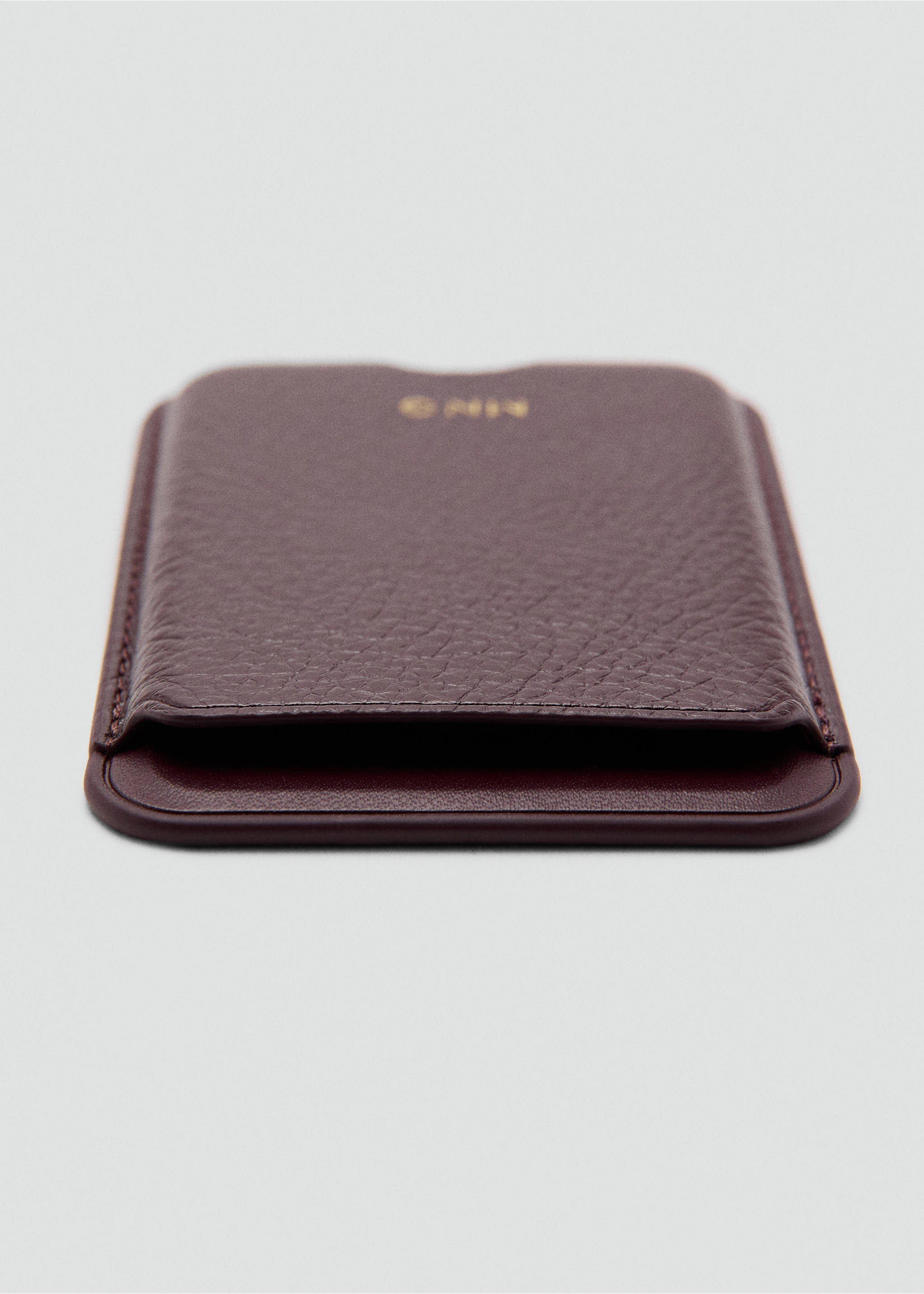 磁性卡夹 - null, 深酒红. Ref: 27063288-00.