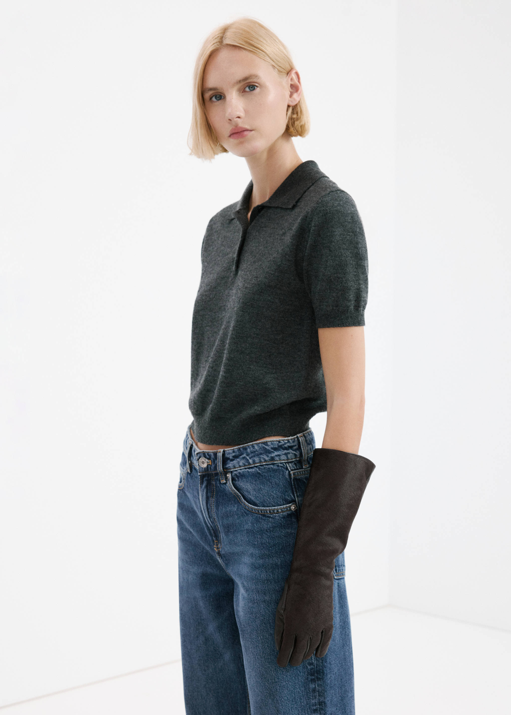 Straight low-waist jeans - Details of the article 2