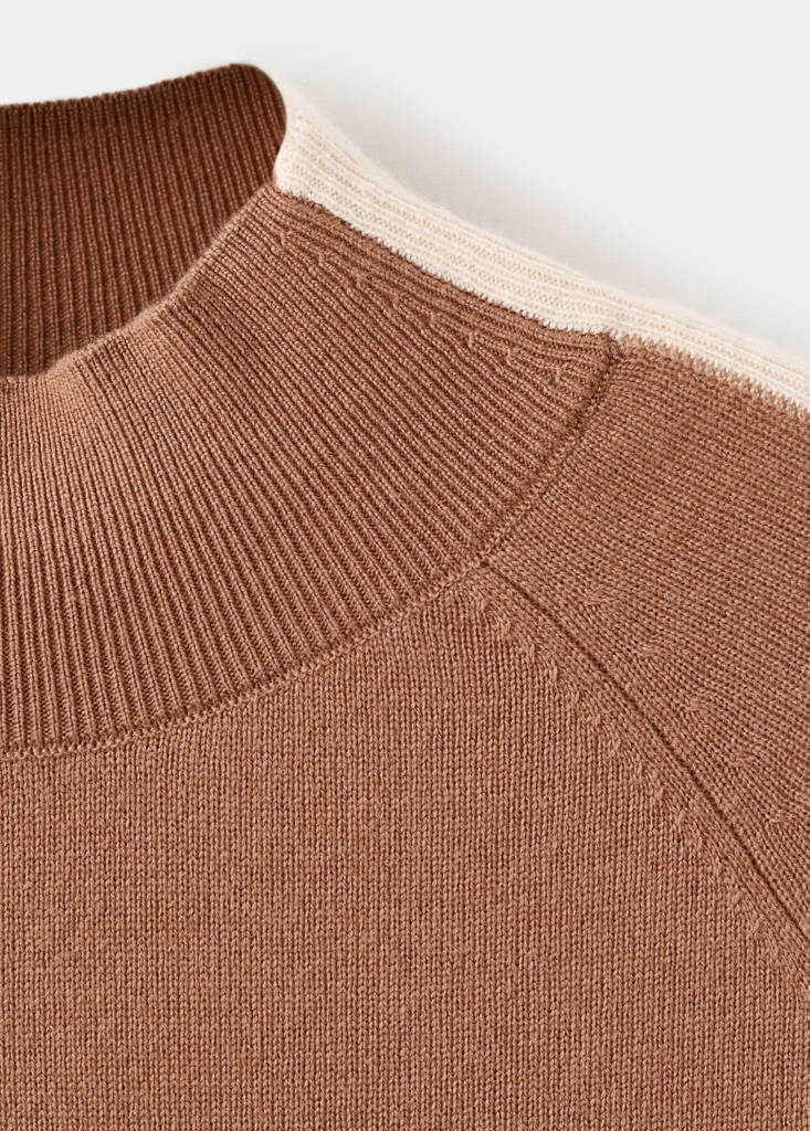 Sweater with contrasting stripes and perkins collar — Medium Brown