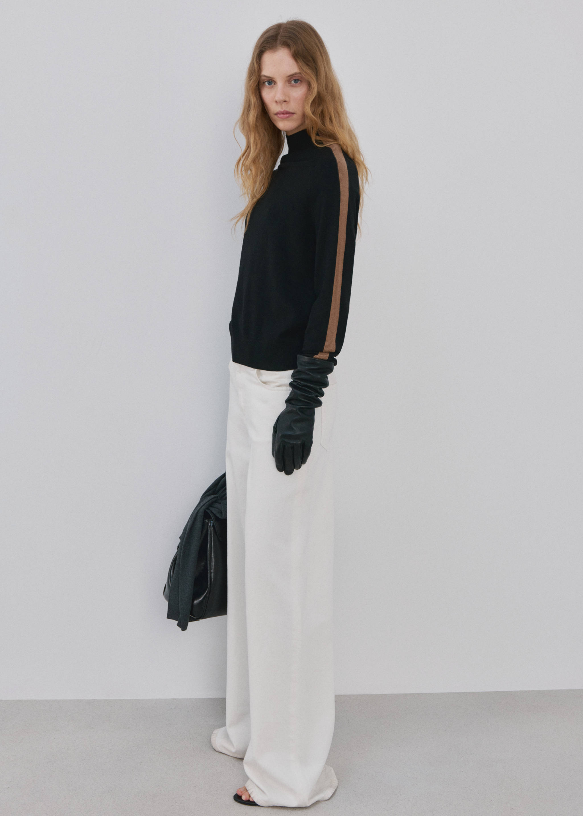 Sweater with contrasting stripes and perkins collar - Details of the article 2