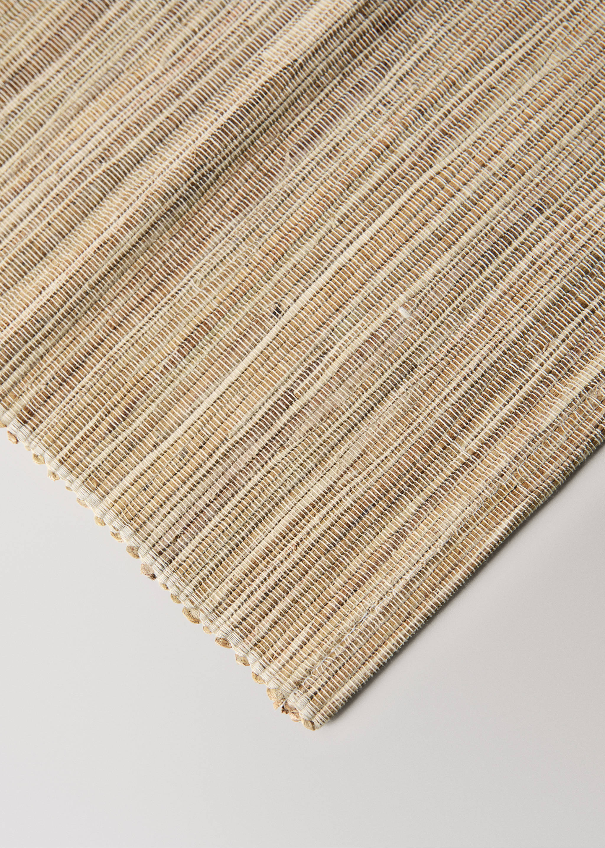 Individual tabl anna - Details of the article 2, Light/Pastel Brown. Ref: 27063301-00.