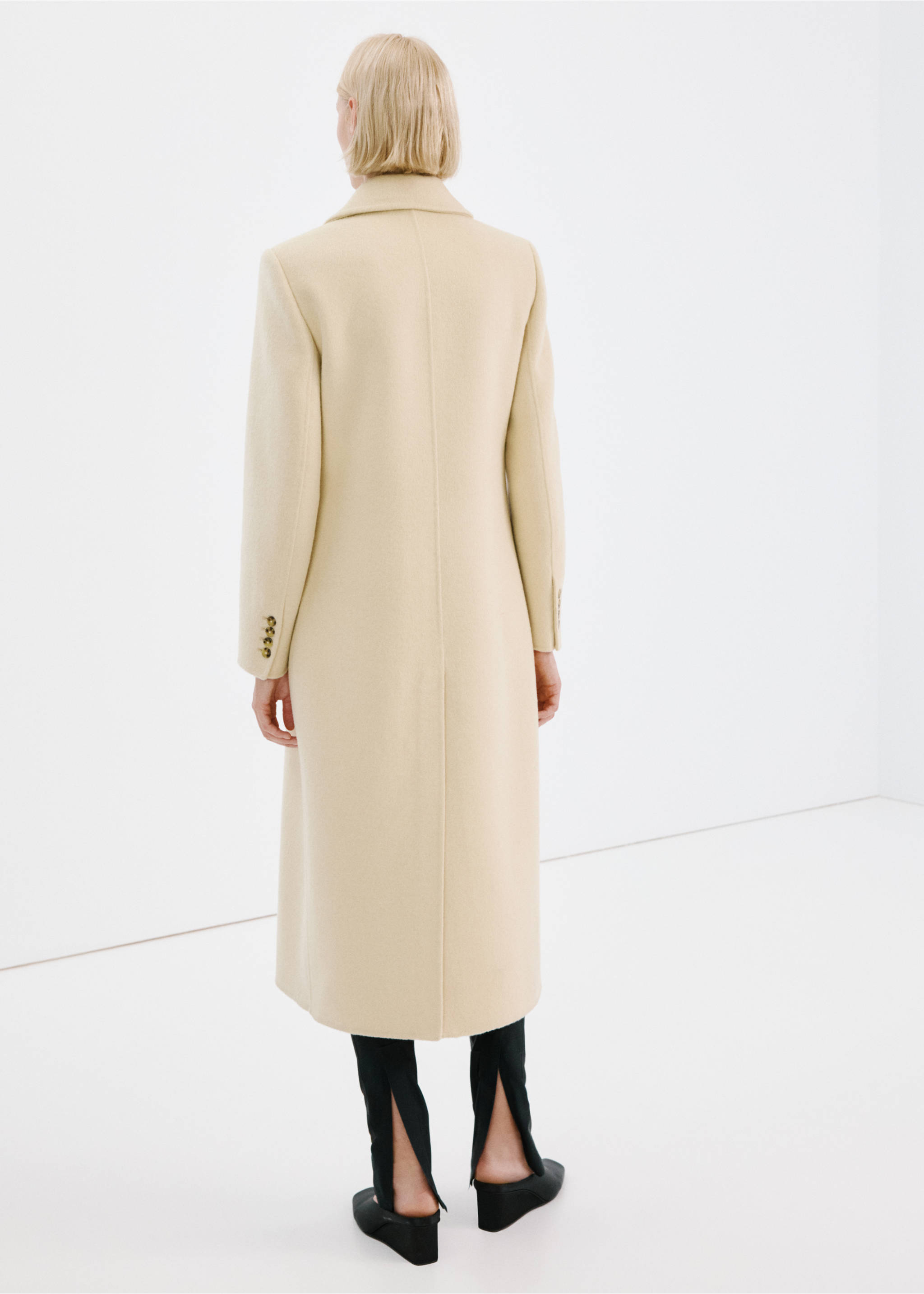 Abrigo lana botones - Reverso del artículo, Vainilla. Ref: 27063309-00.