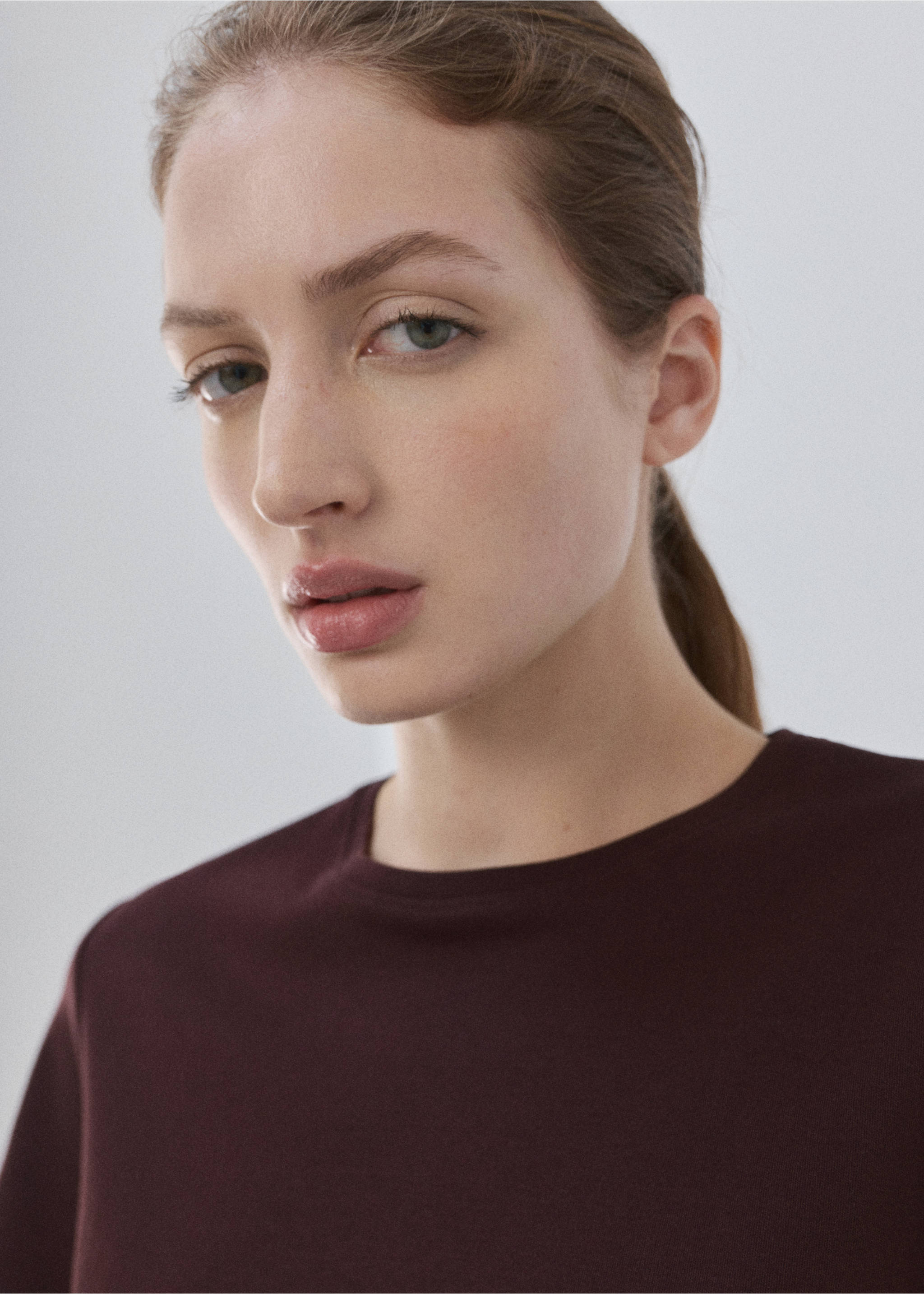 T-shirt de algodão com manga curta - Pormenor do artigo 1, Bordeaux. Ref: 27063312-00.