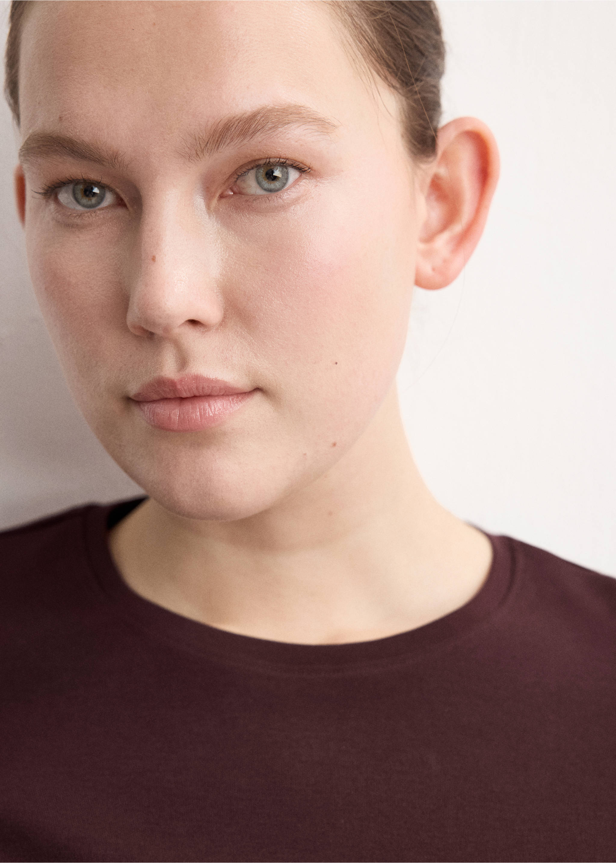 T-shirt de algodão com manga curta - Pormenor do artigo 4, Bordeaux. Ref: 27063312-00.