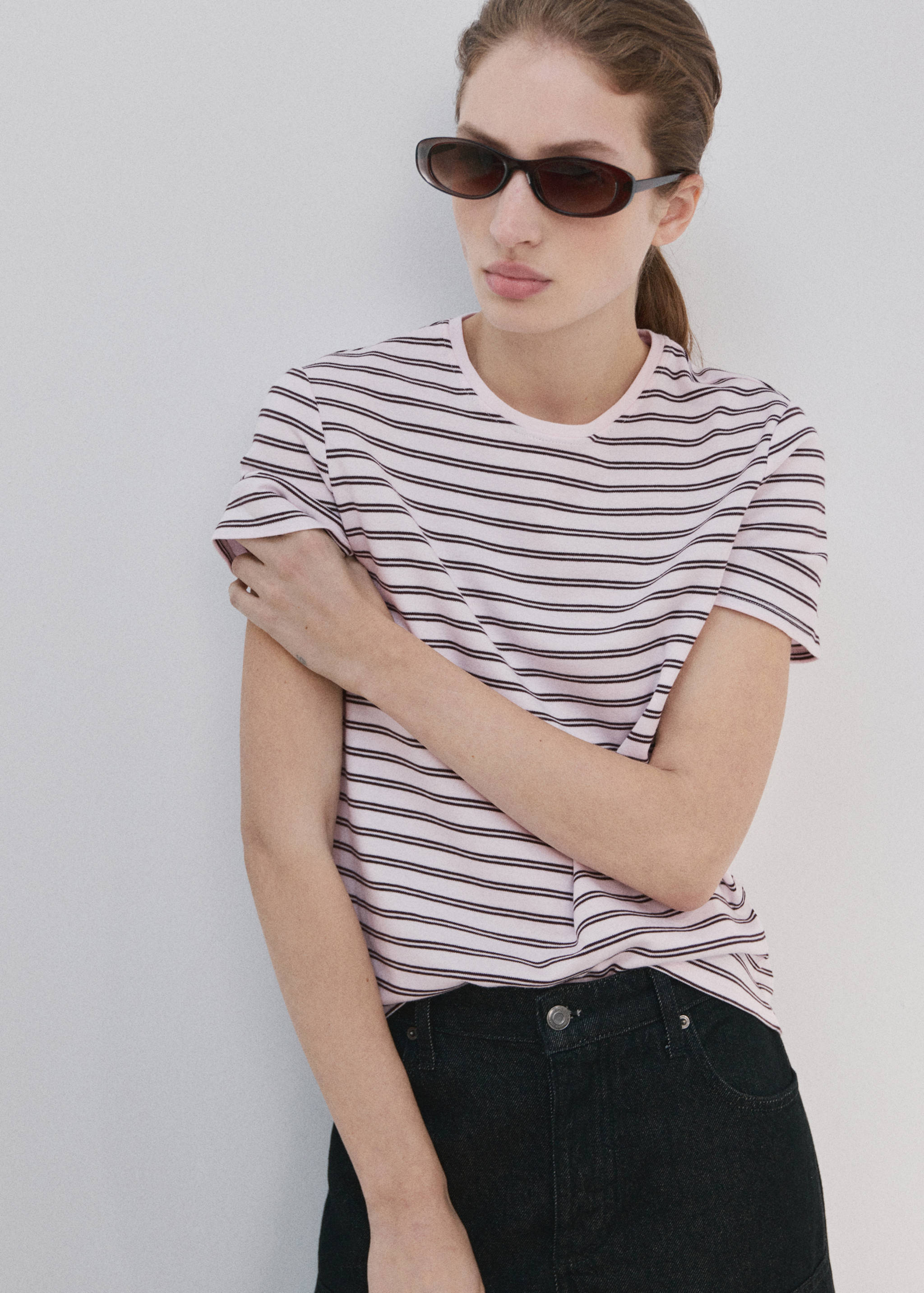 Short-sleeved cotton t-shirt - Medium plane