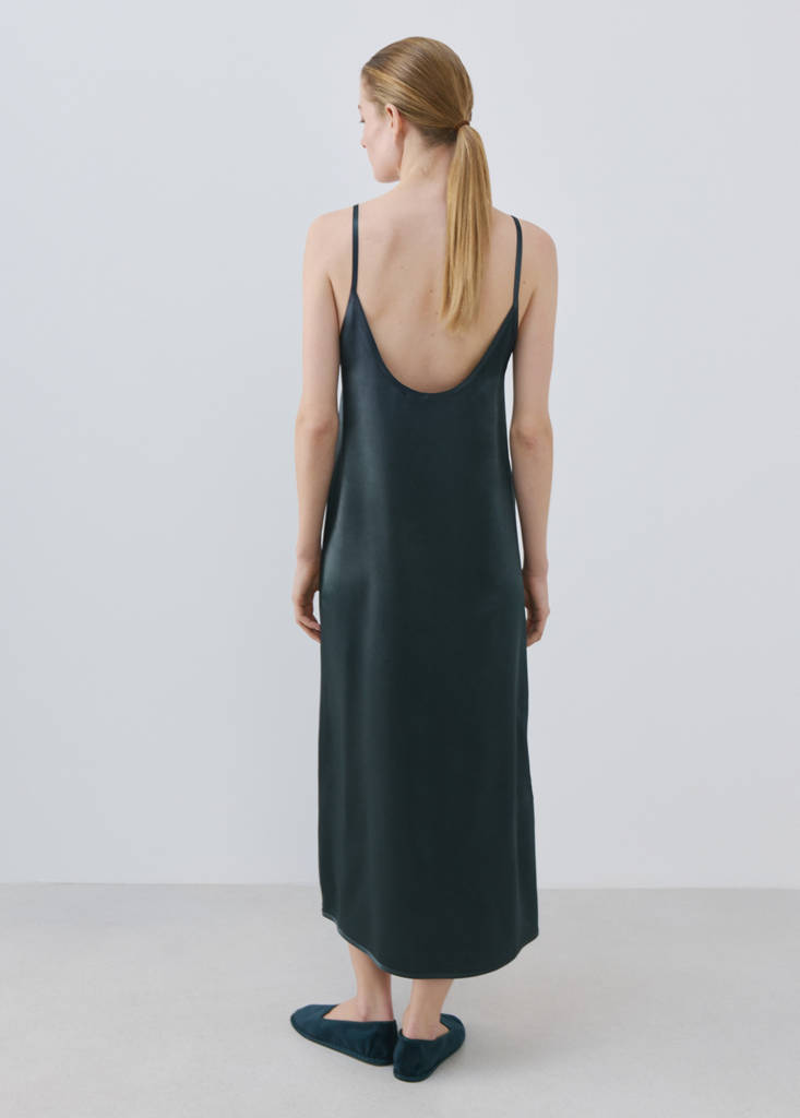 Long satin nightgown — Blue