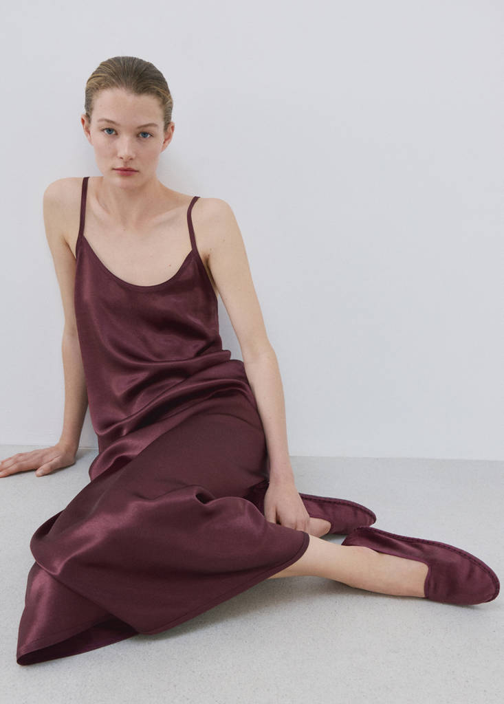 Long satin nightgown — Maroon